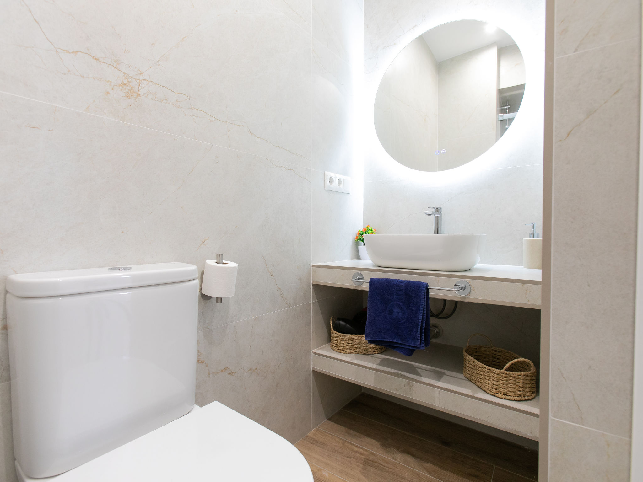 Elvix Nerja Centre A - Dedans
