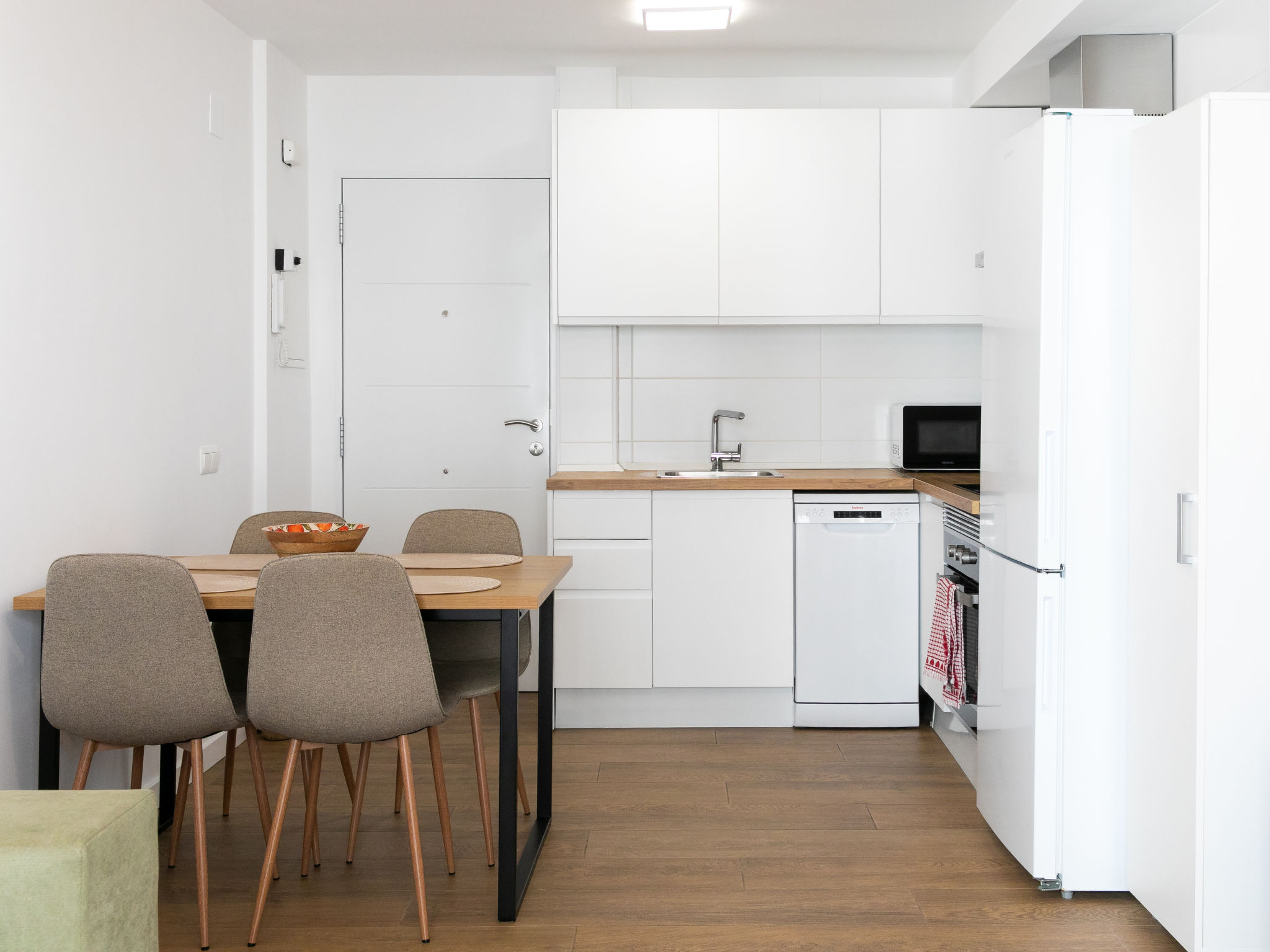 Appartement Caribe – Cuisine et coin repas, photo 11 sur 24