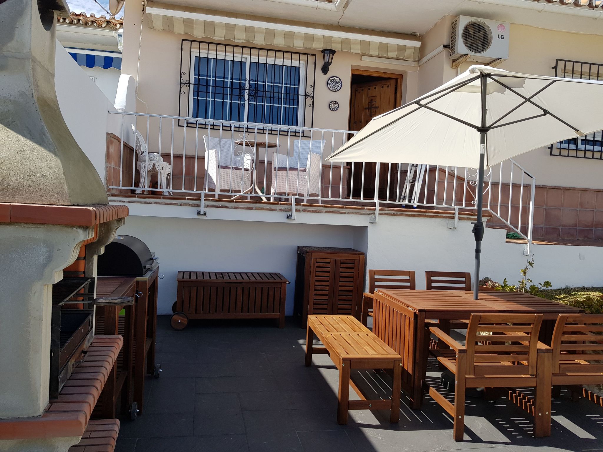 Schöne Villa mit Meerblick, großem Pool und Jacuzzi in Maro - Costa del Sol