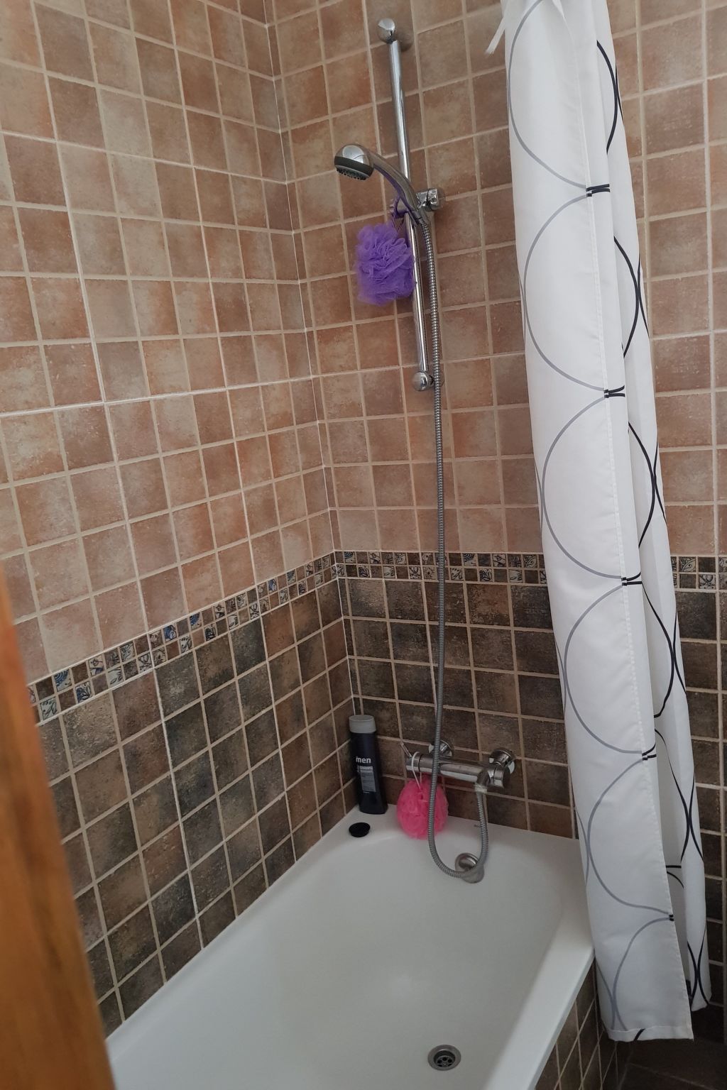 Schöne Villa mit Meerblick, großem Pool und Jacuzzi in Maro - Costa del Sol-Drinnen