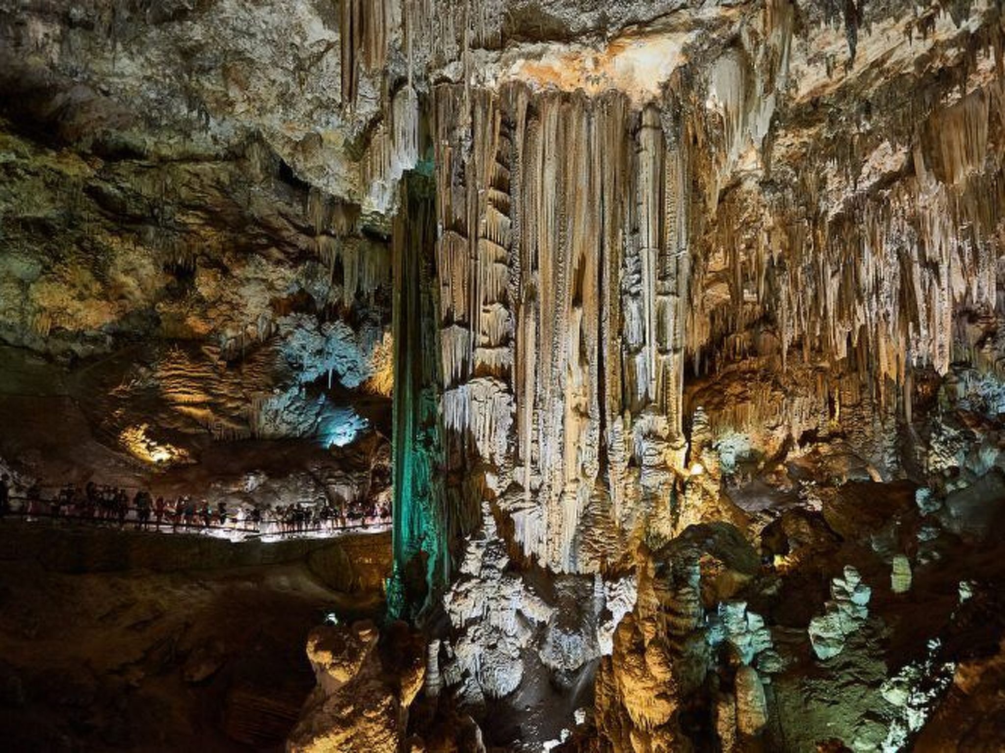 Photo of Schöne Villa mit Meerblick, großem Pool und Jacuzzi in Maro - Costa del Sol
