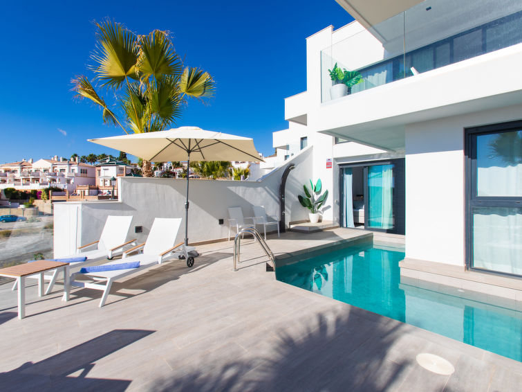 Vakantiehuis Royal Palm in Nerja met verwarmd privézwembad in Nerja