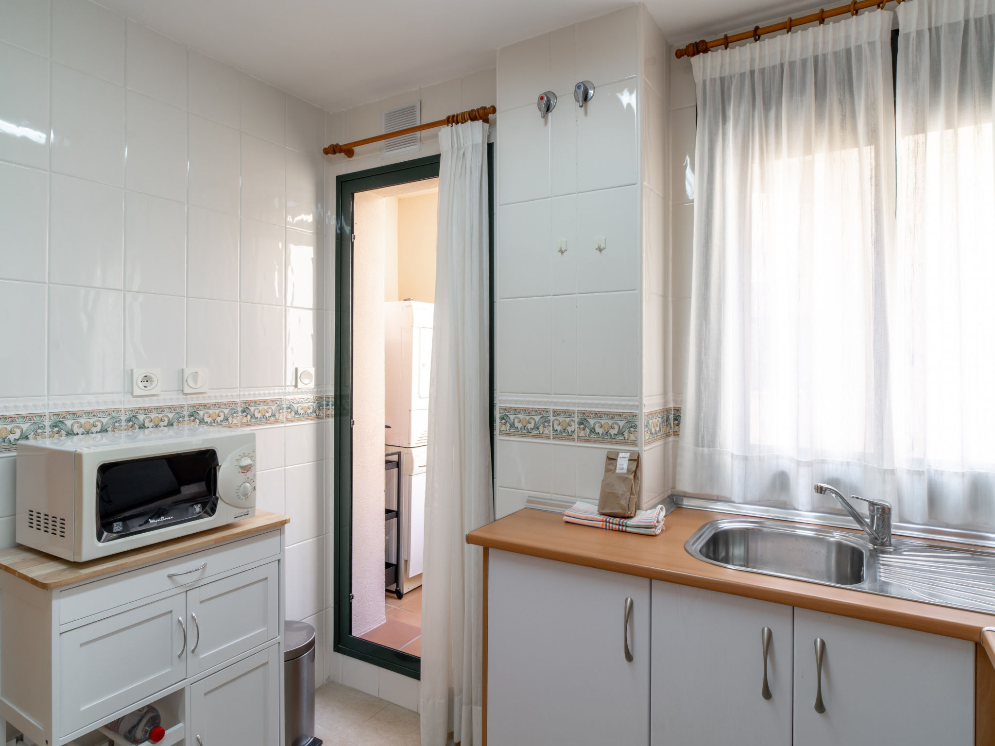 Photo of Cala de Nerja Seaview by Casasol