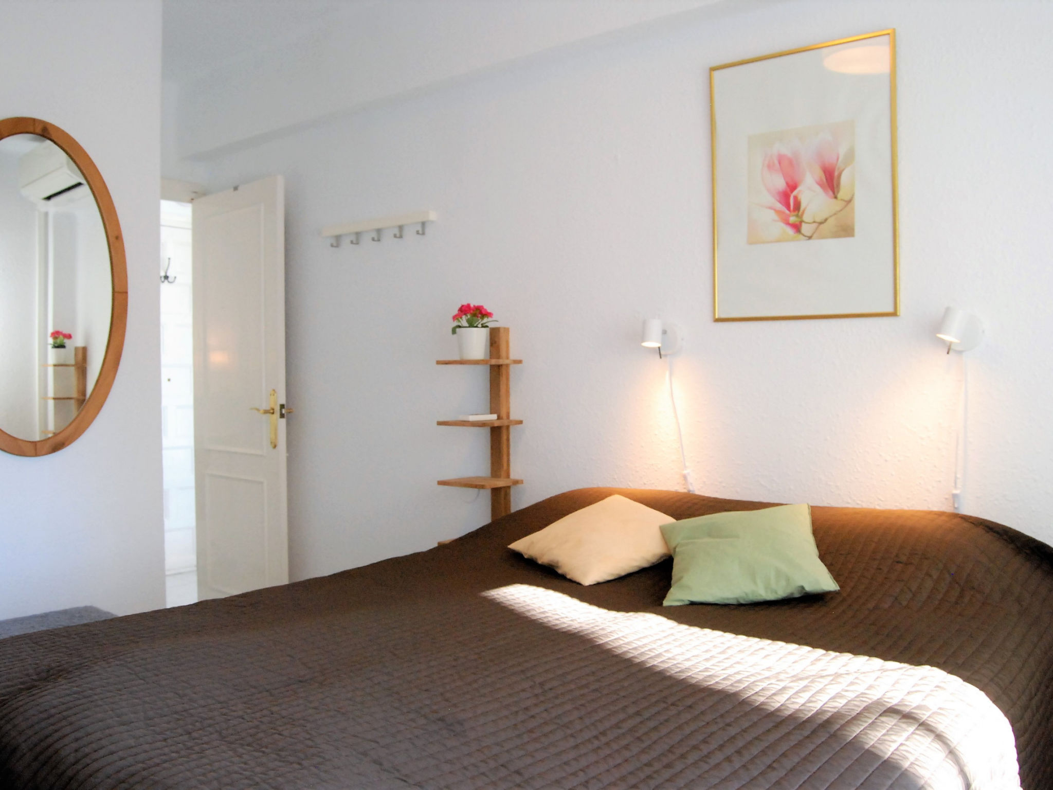 Photo of Coronado 124 Apartment by Casasol