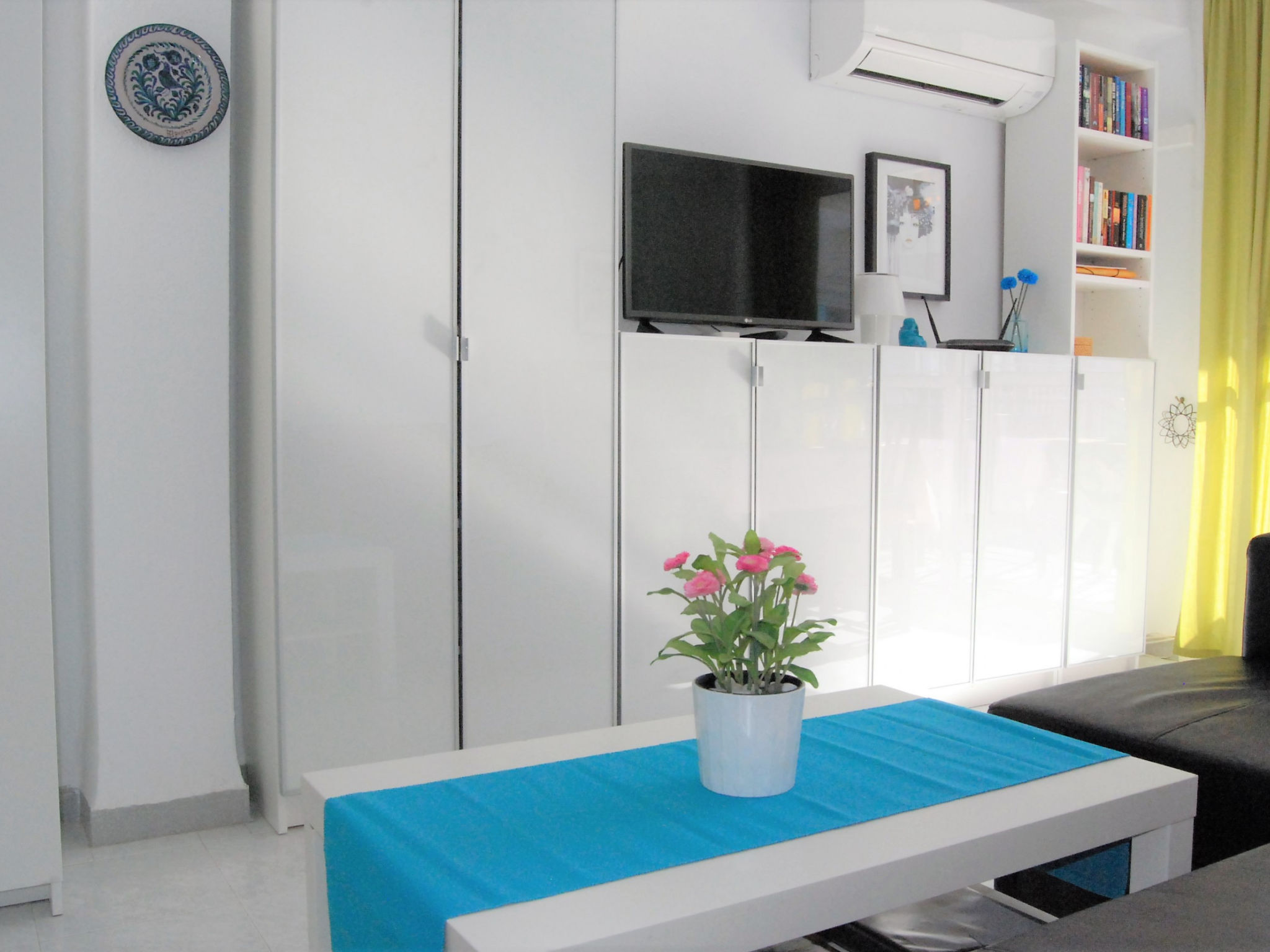 Photo of Coronado 124 Apartment by Casasol