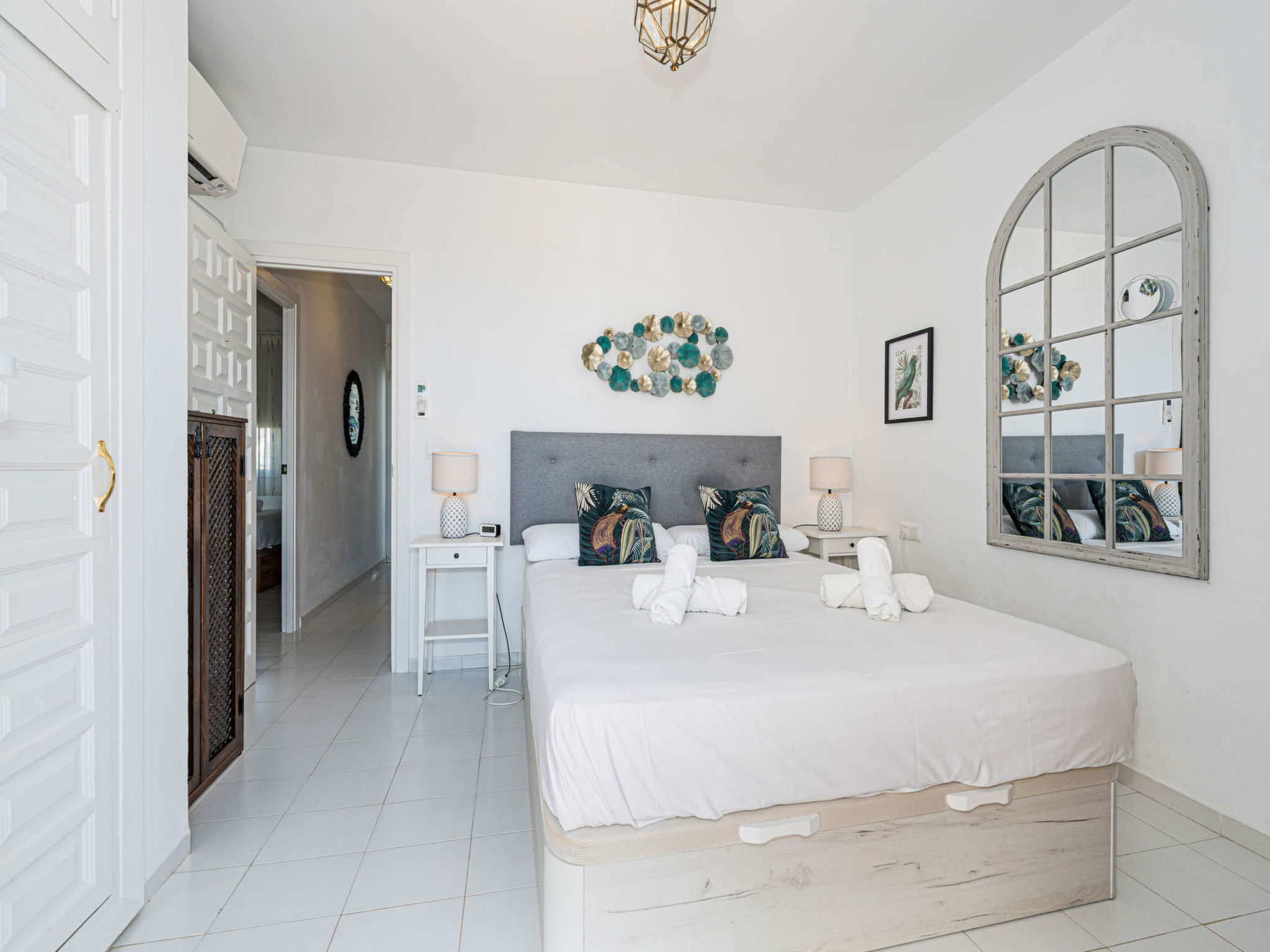 Los Aguacates Bellavista by Casasol - Binnen