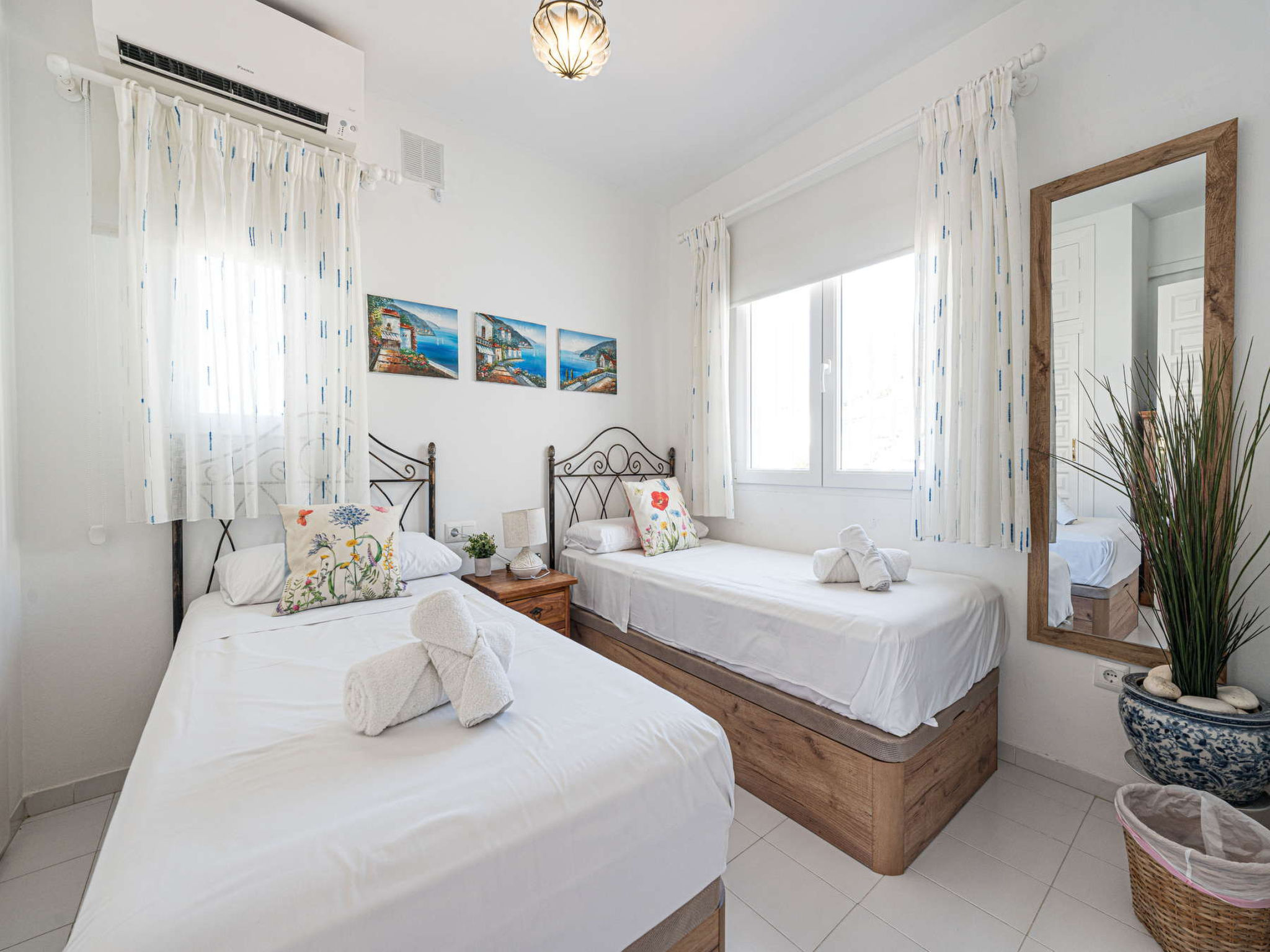 Los Aguacates Bellavista by Casasol - Binnen