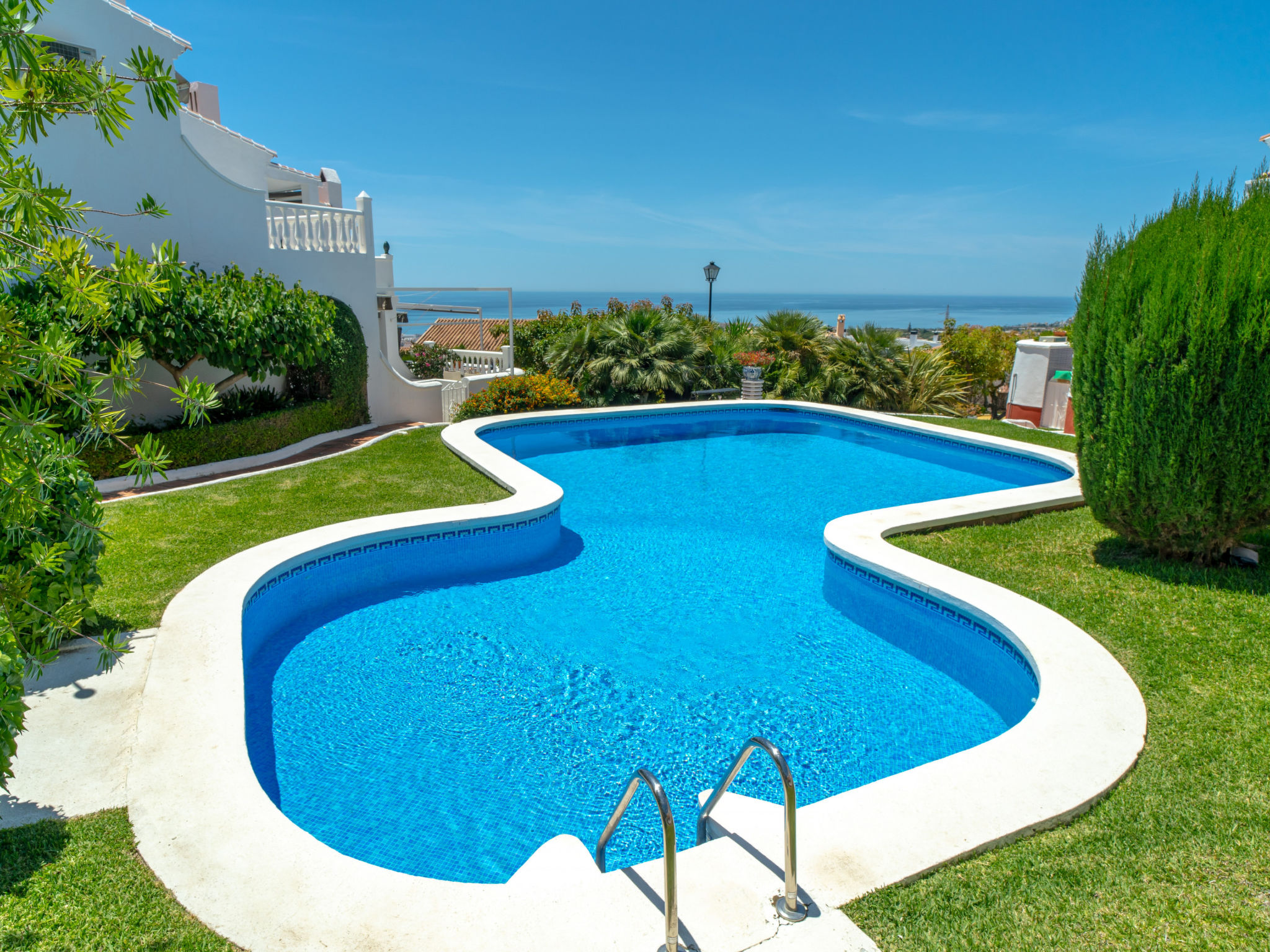 Los Aguacates Bellavista by Casasol - Binnen