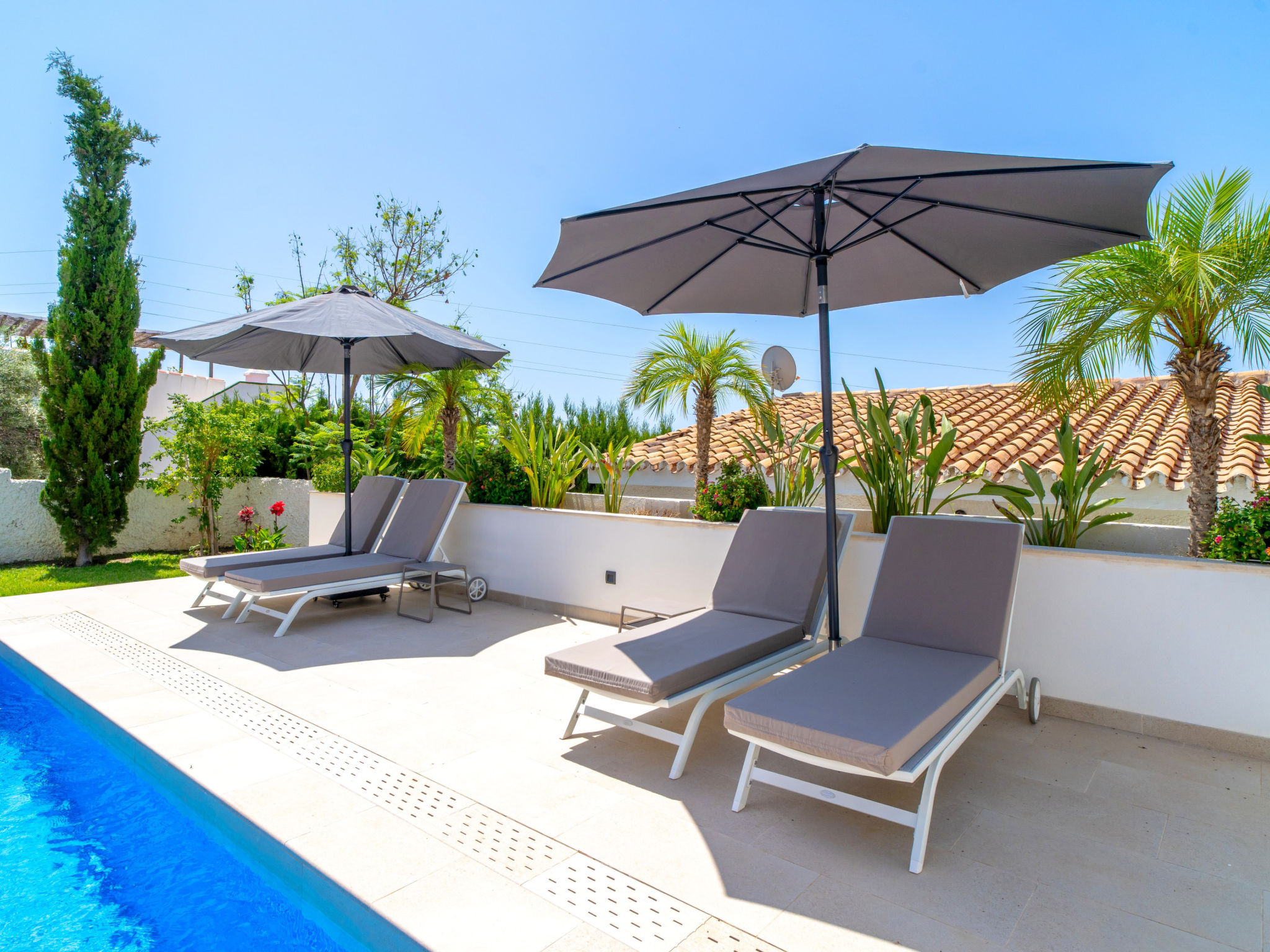 Photo of Villa Grand Pool Terrace by Casasol