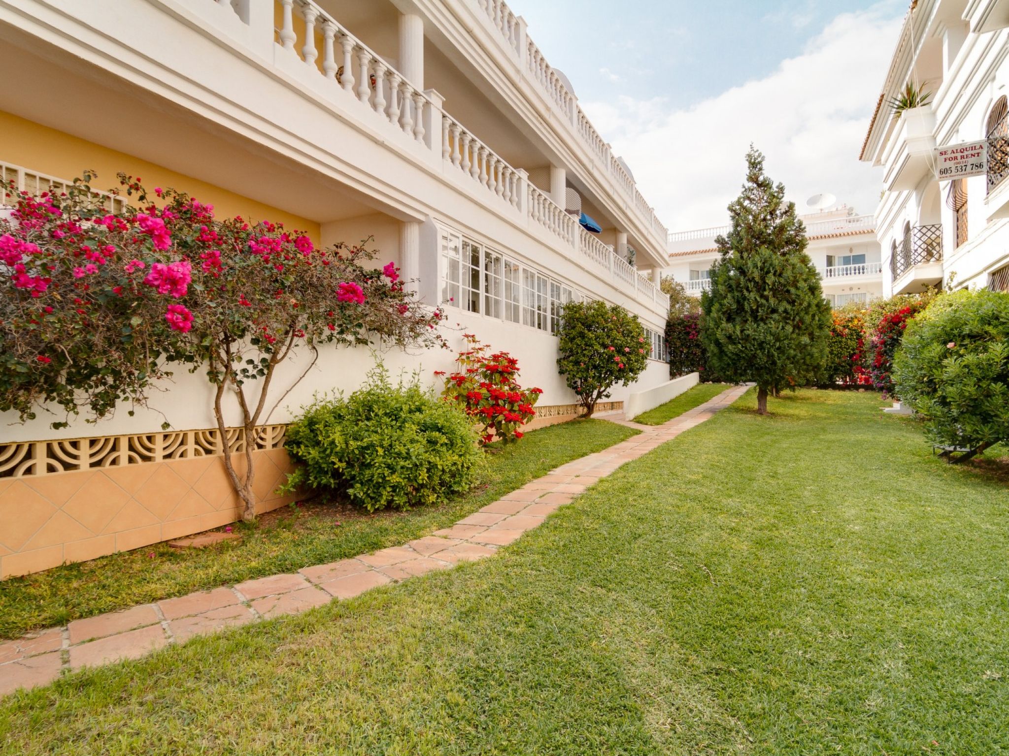 Photo of Carabeillo 13 Apartments by Casasol