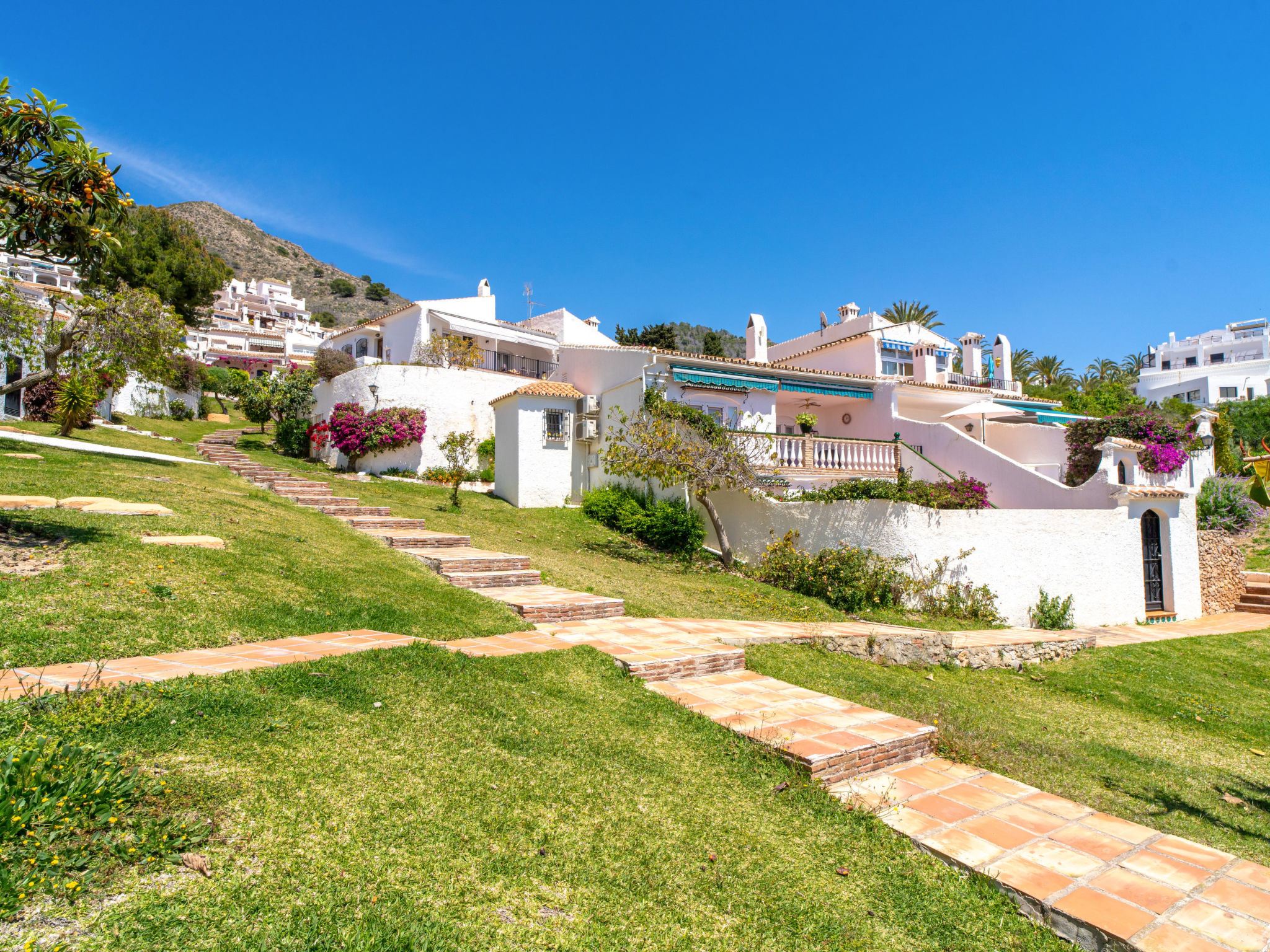 Photo of Hibiscos 72 Deluxe by Casasol