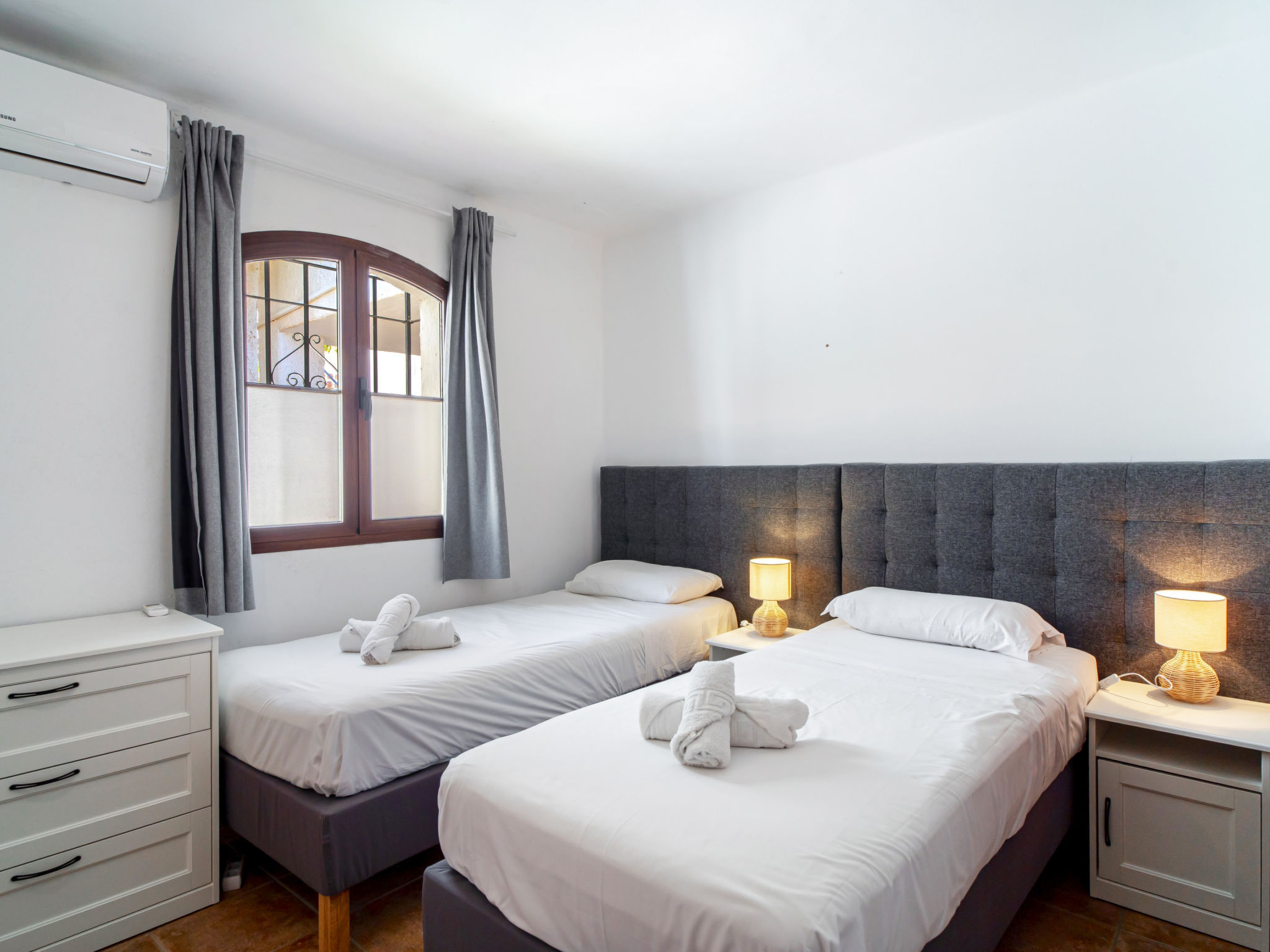 Photo of Hibiscos 72 Deluxe by Casasol