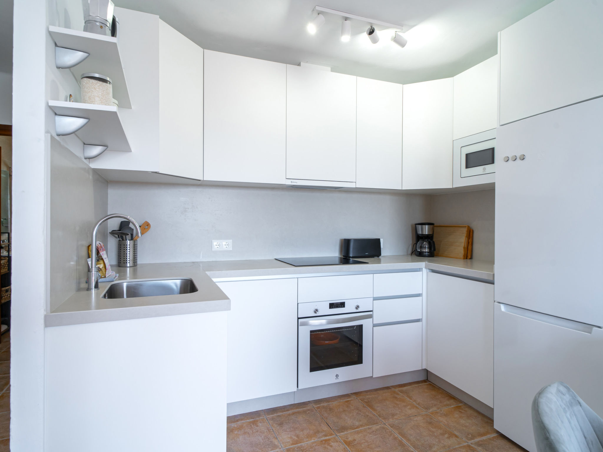 Photo of Hibiscos 72 Deluxe by Casasol