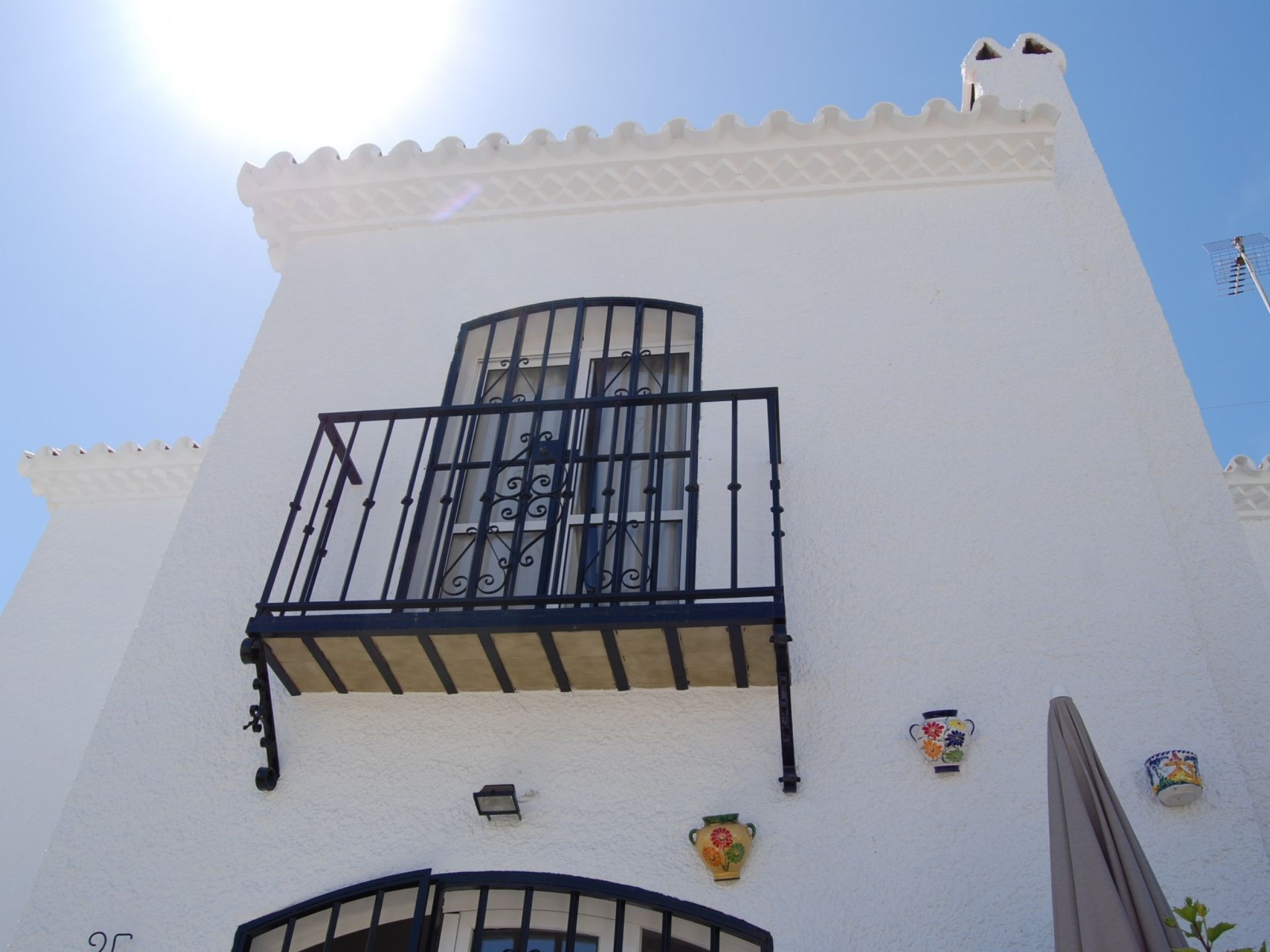 Los Pinos 25 Villas by Casasol
