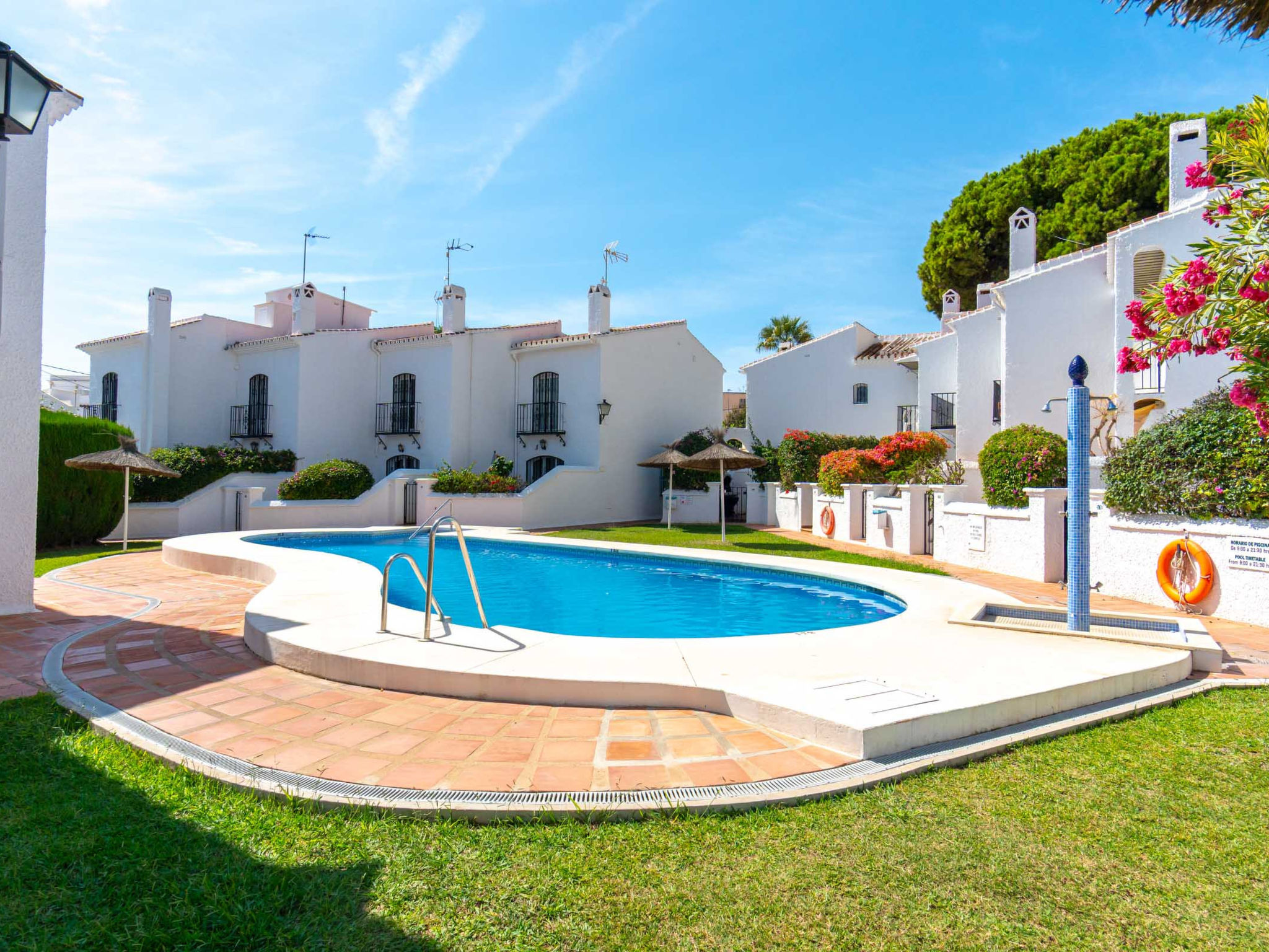Los Pinos 25 Villas by Casasol - Dedans