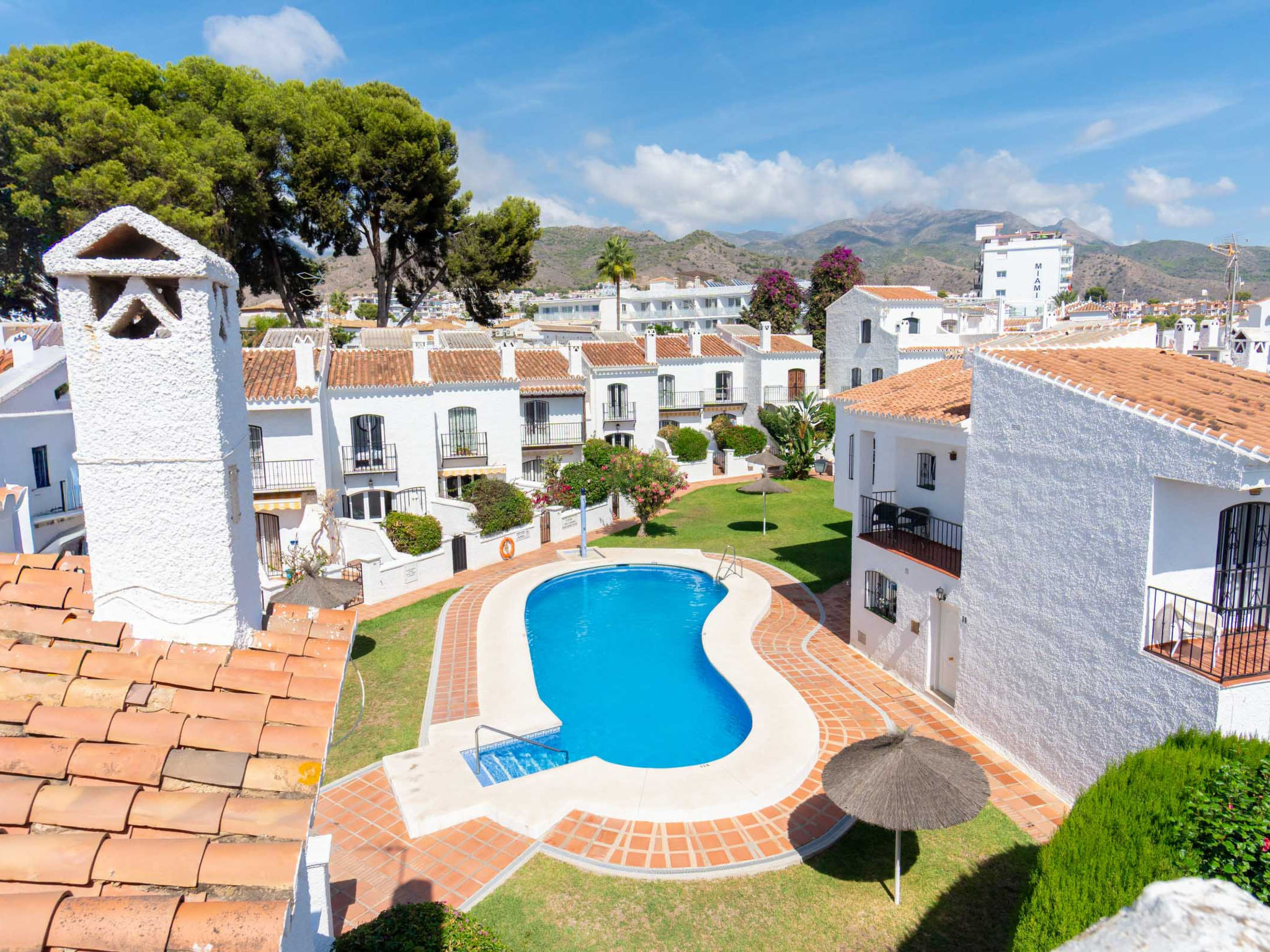 Los Pinos 25 Villas by Casasol - Dedans