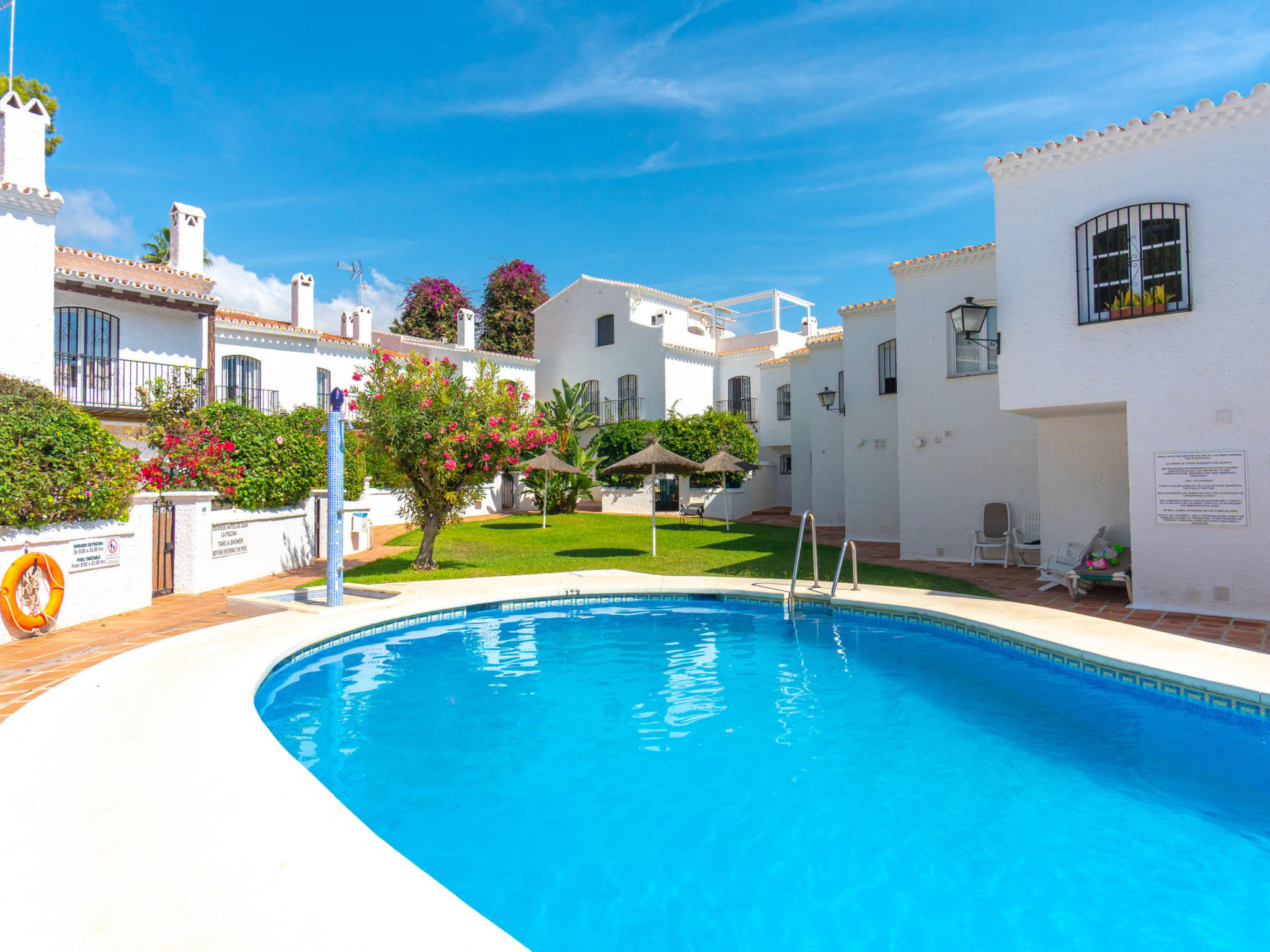 Los Pinos 25 Villas by Casasol - Dedans