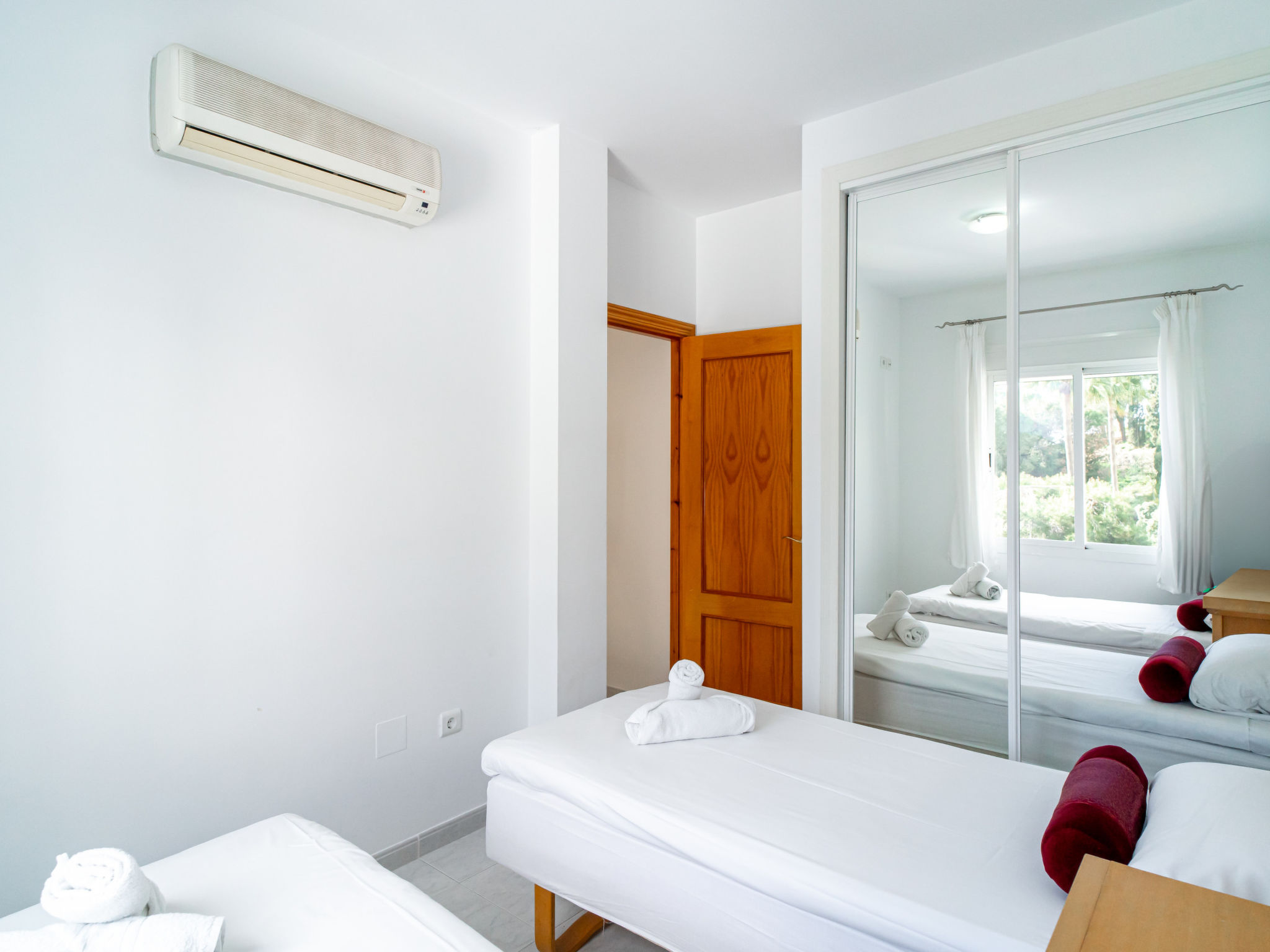 Photo of Villa Ladera del Mar Private Pool by Casasol