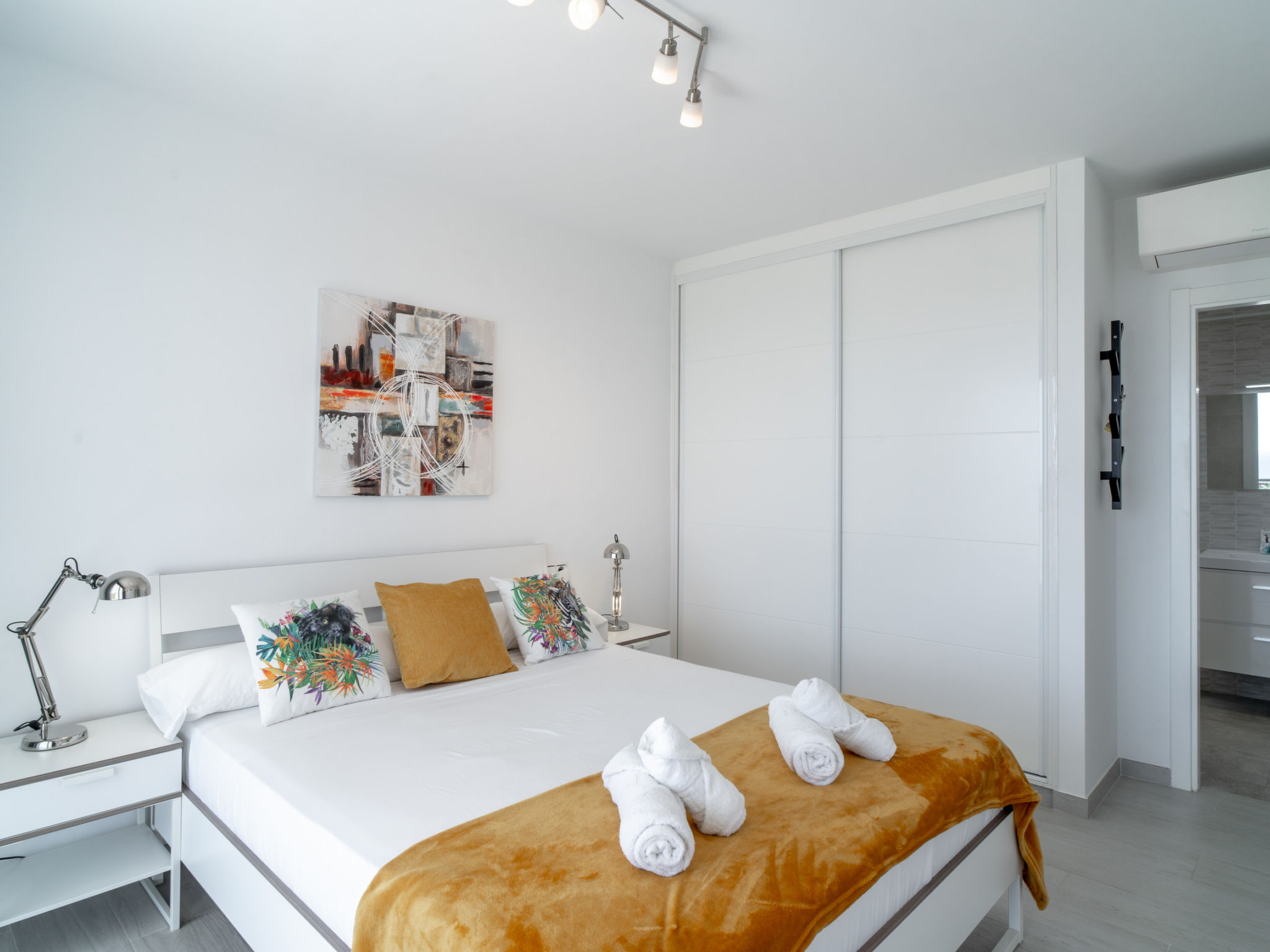 Photo of Villa Luxuria Private Pool by Casasol