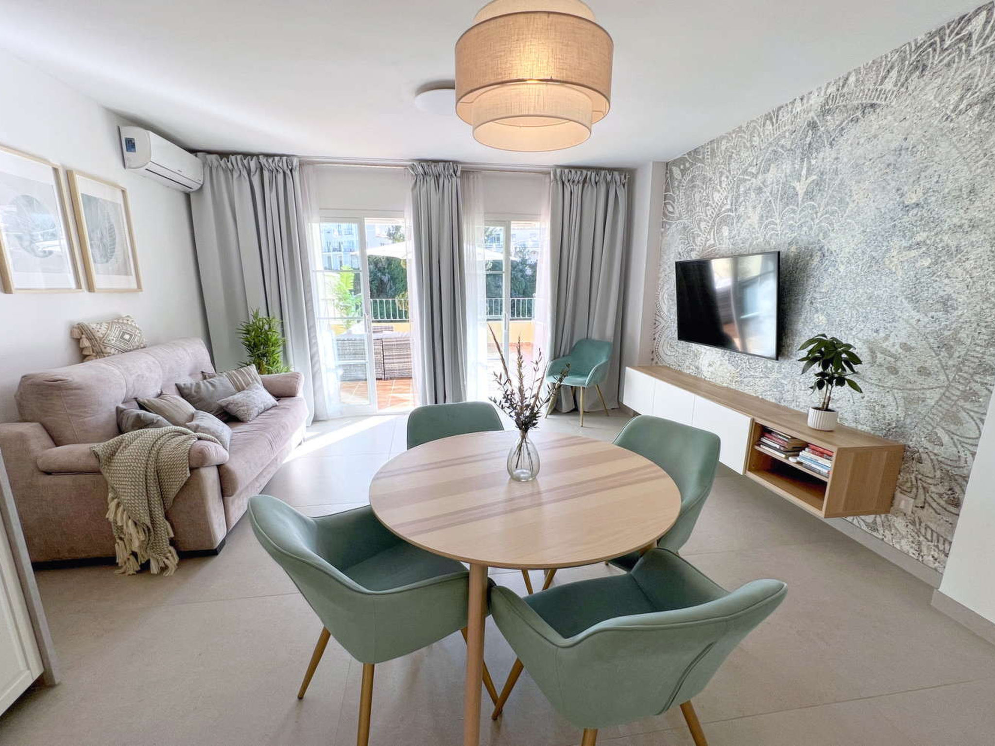 Jardines de Burriana Deluxe by Casasol - Inside