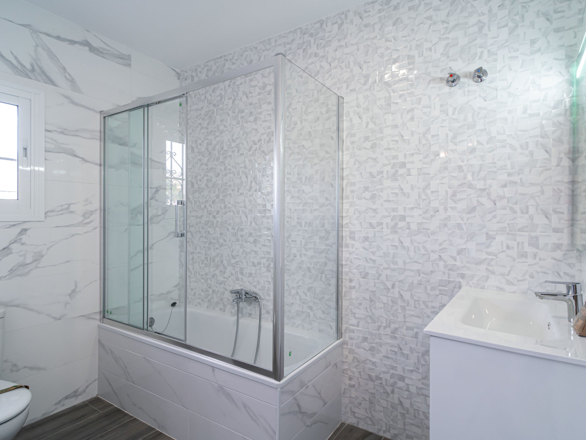 Villa Mauri Private Pool by Casasol - Inside
