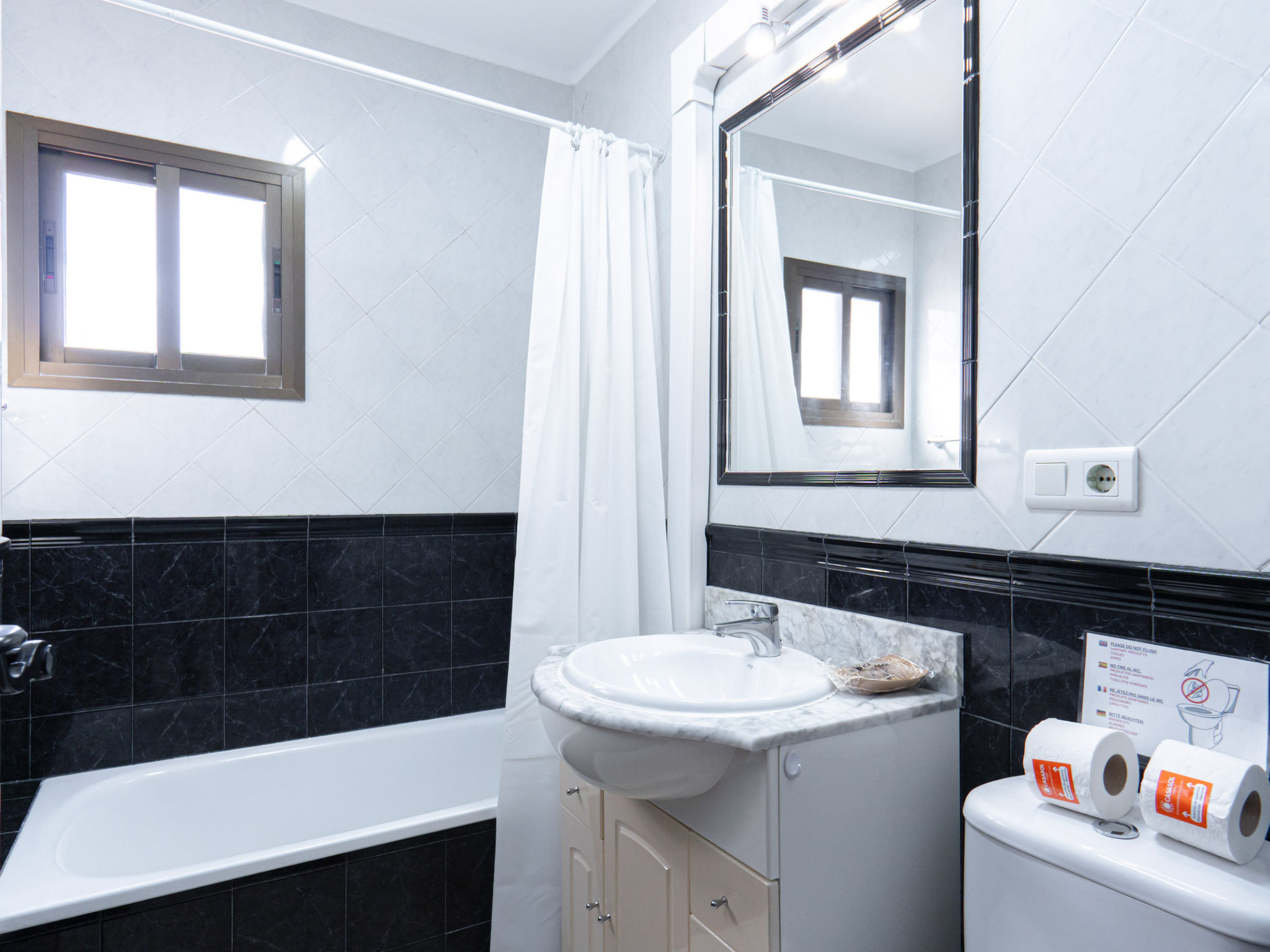 Appartement – Salle de bains, photo 16 sur 53