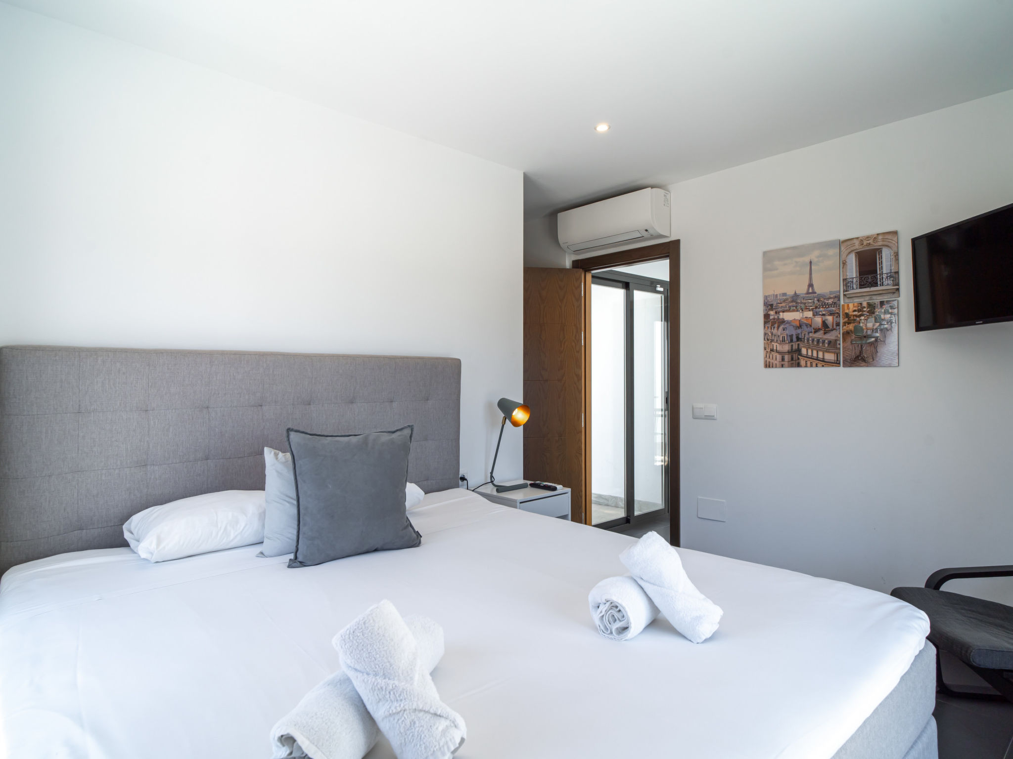 Villa Romeral Premium by Casasol - Inside