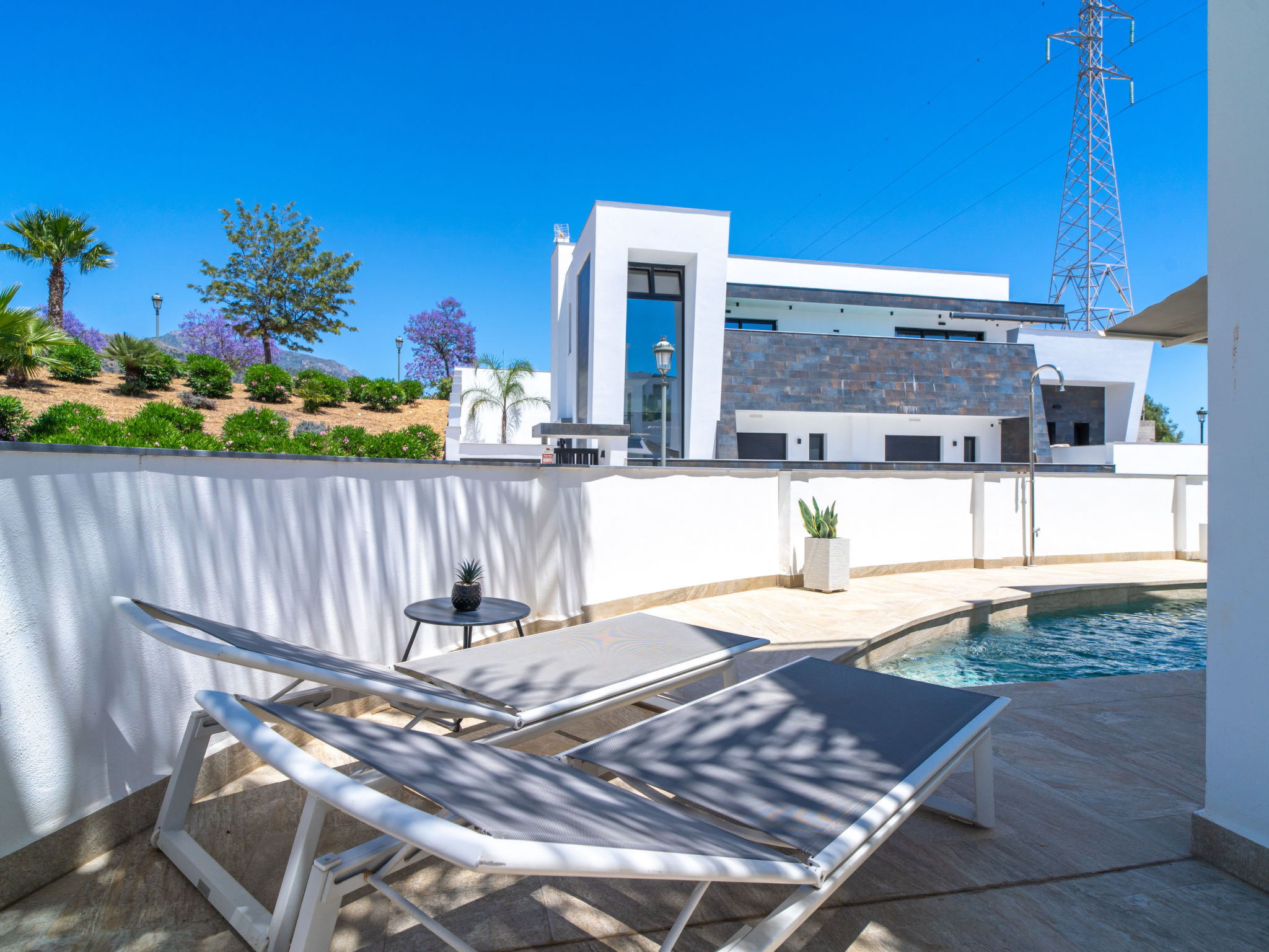 Villa Romeral Premium by Casasol - Inside