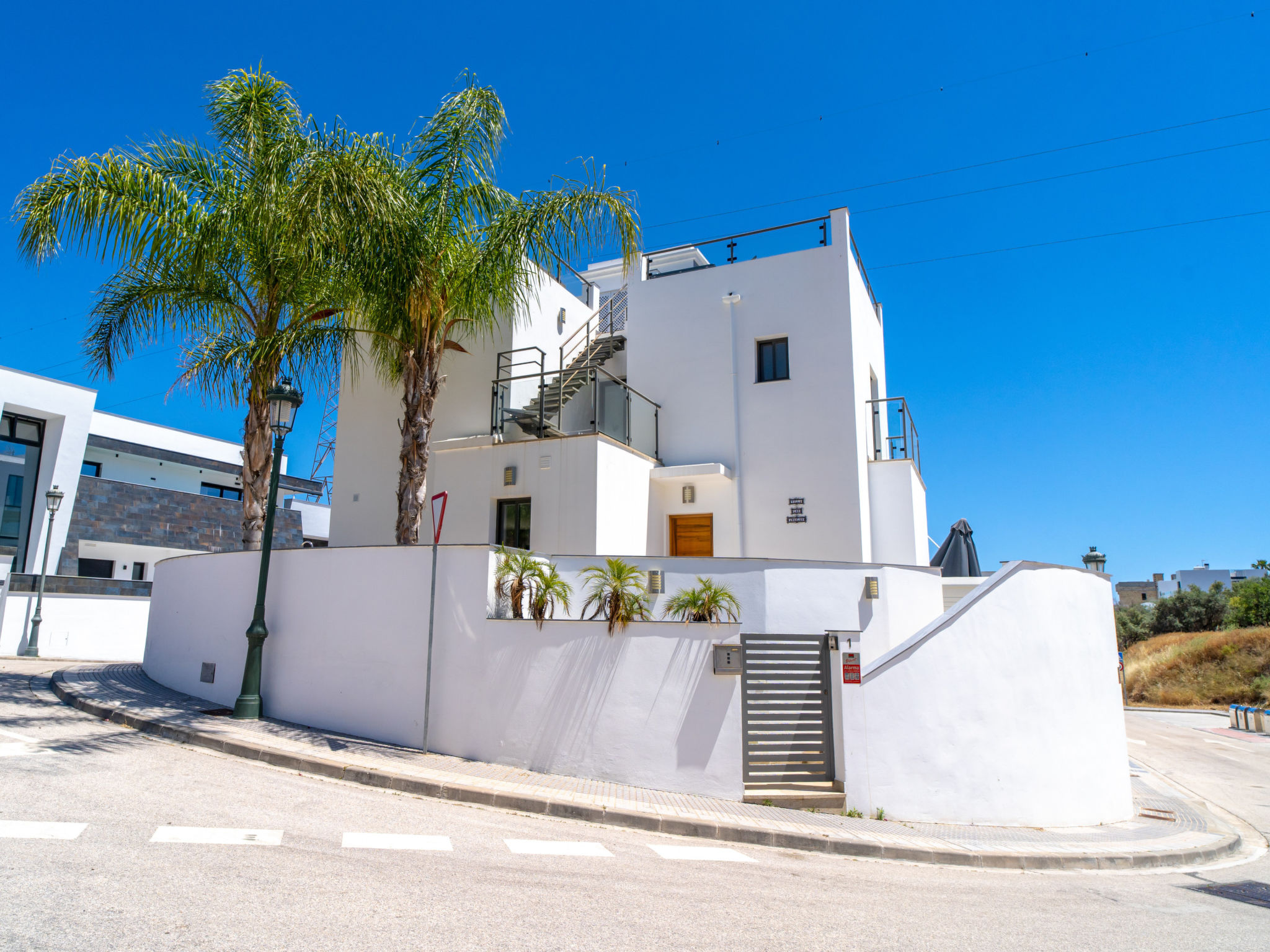 Villa Romeral Premium by Casasol - Inside