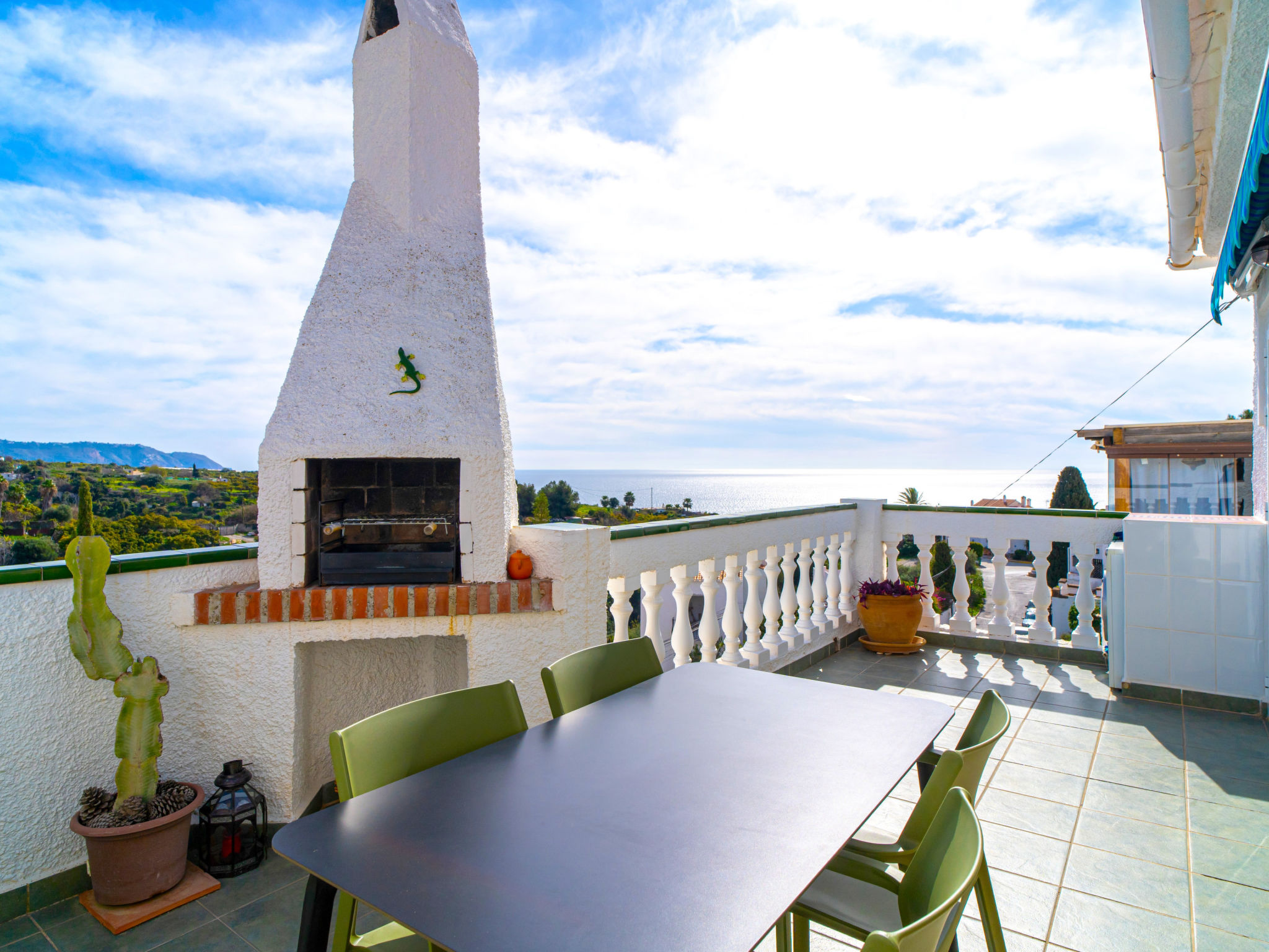 Photo of Sunny Terrace Chimenea by Casasol