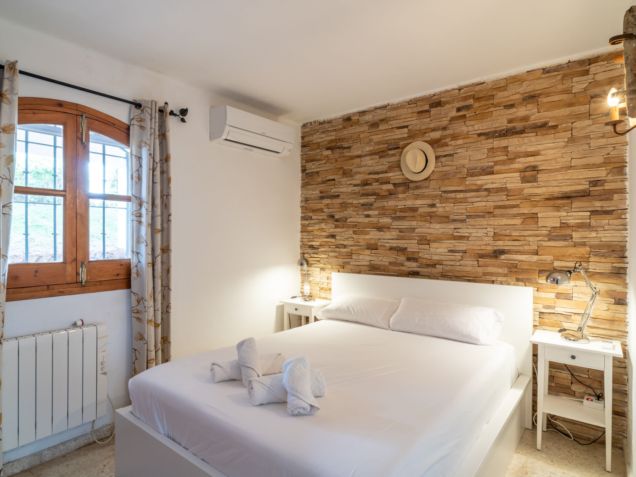 Photo of Hibiscos 36 San Juan de Capistrano by Casasol