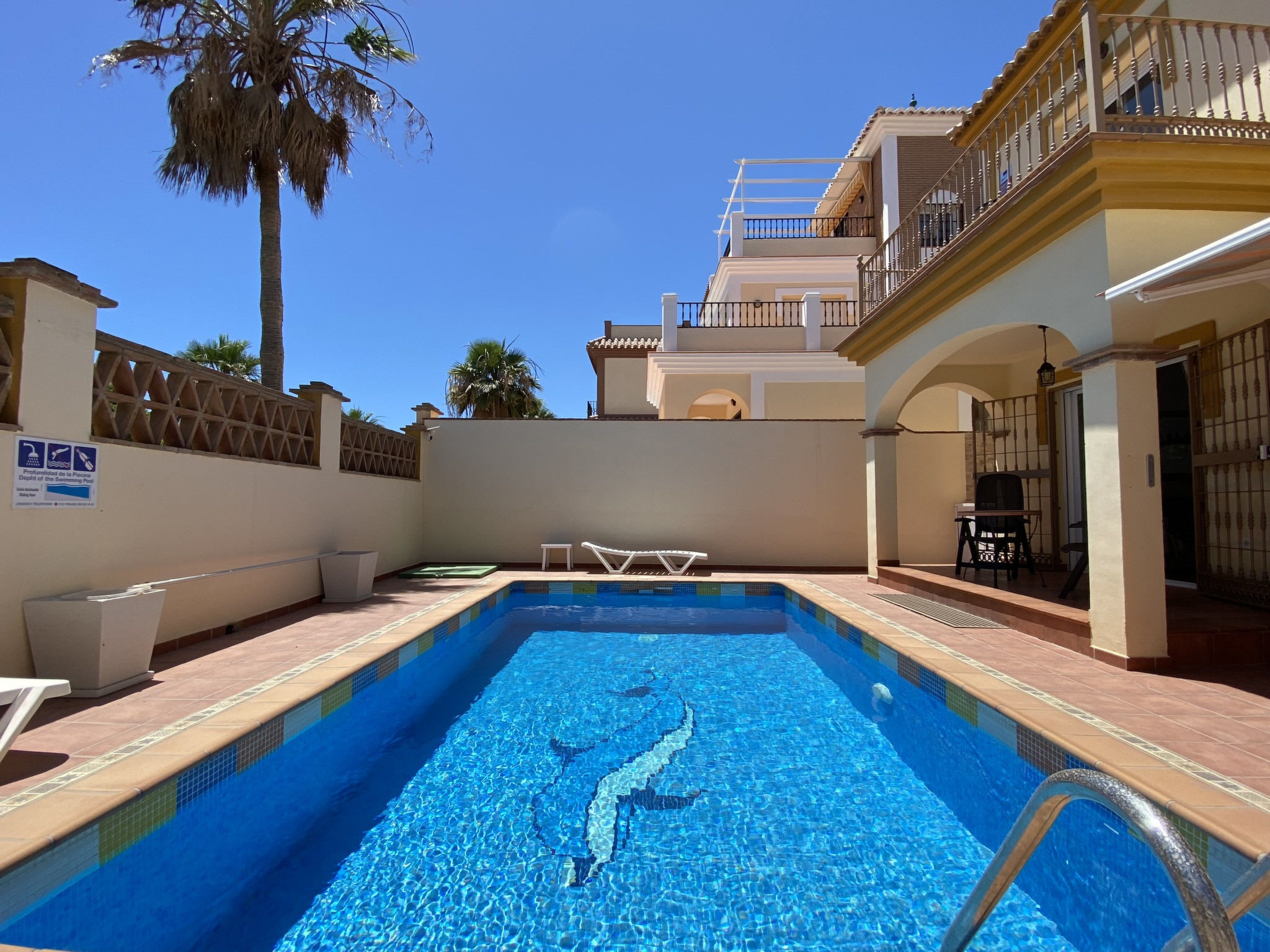 Villa Madrid Private Pool by Casasol - Inside