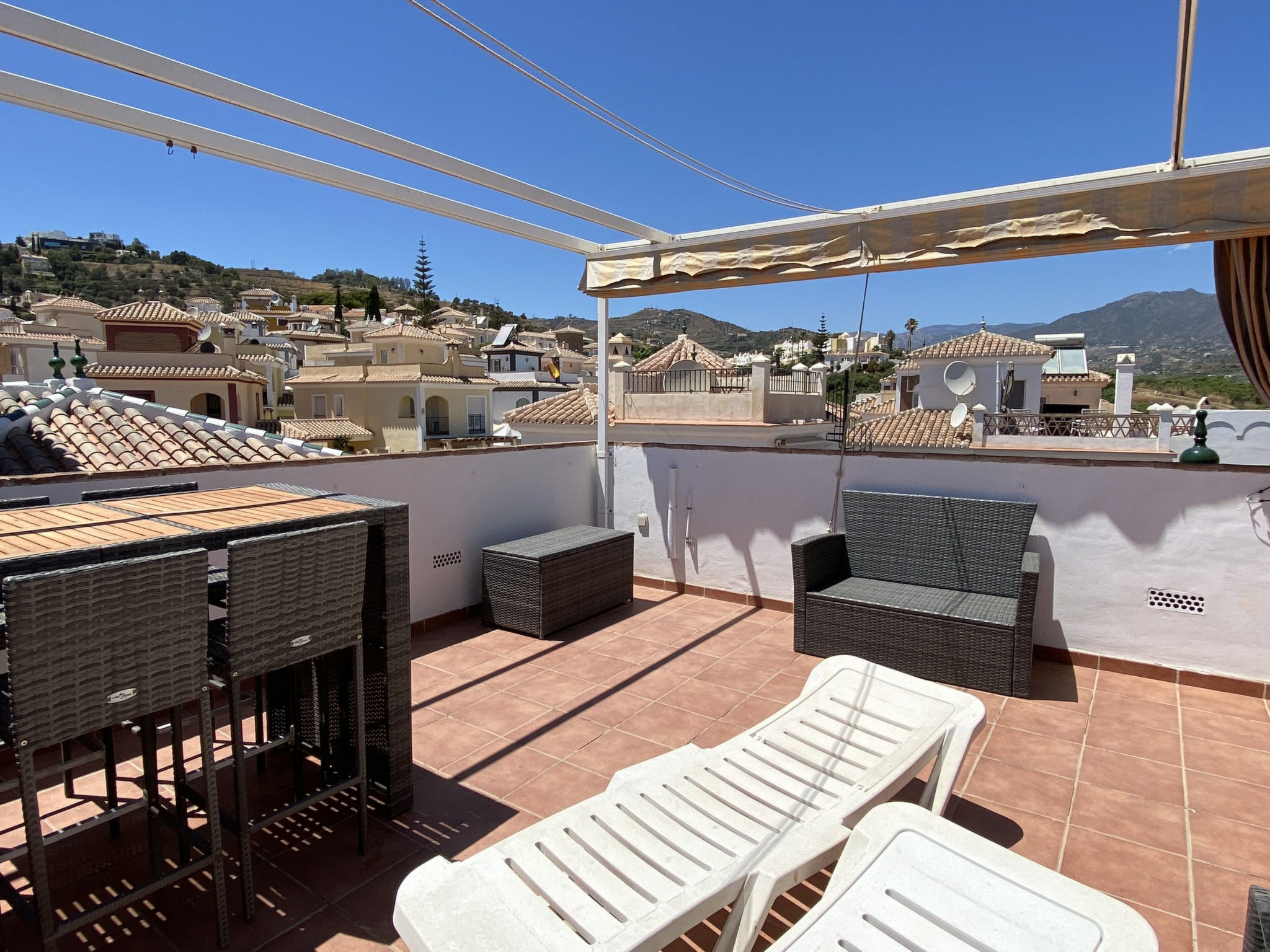 Villa Madrid Private Pool by Casasol - Outside