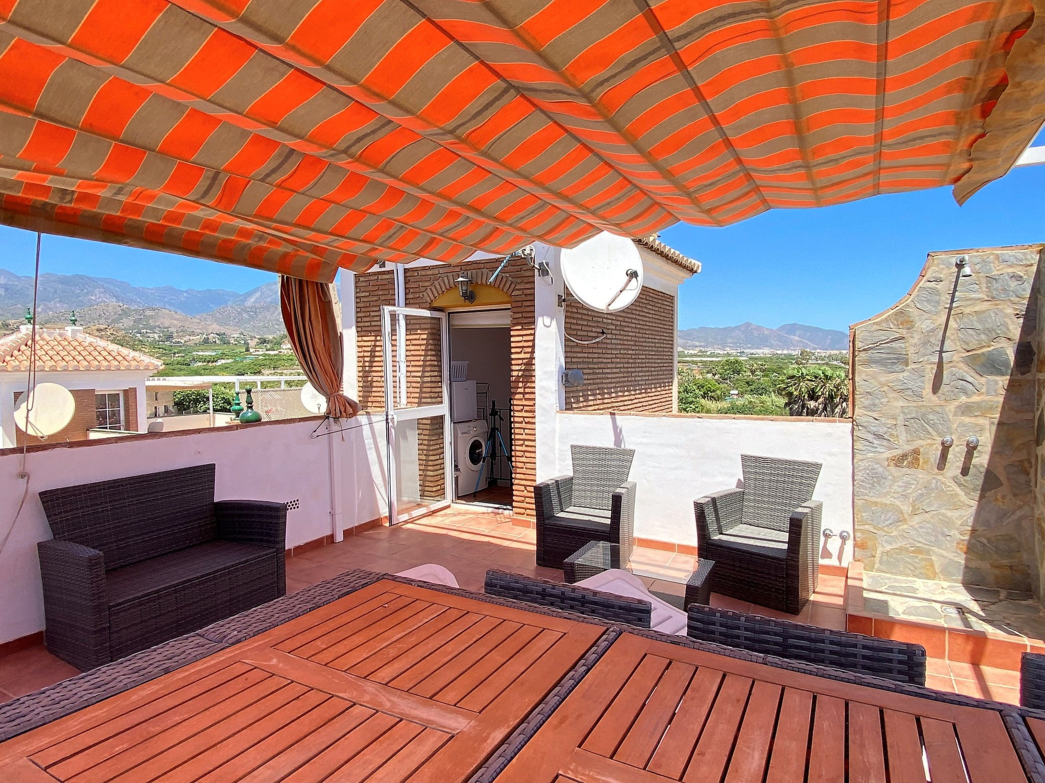 Villa Madrid Private Pool by Casasol - Outside