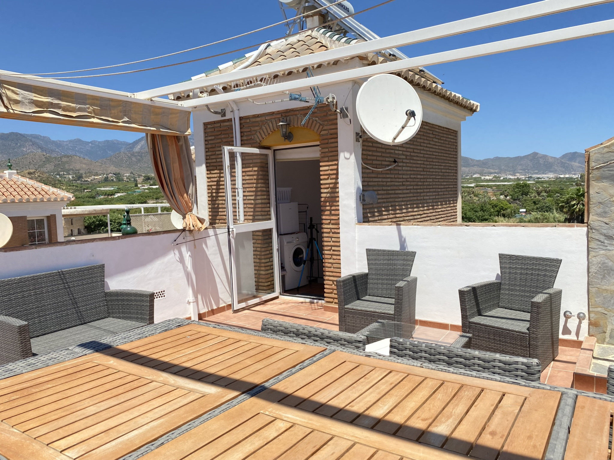 Villa Madrid Private Pool by Casasol - Outside