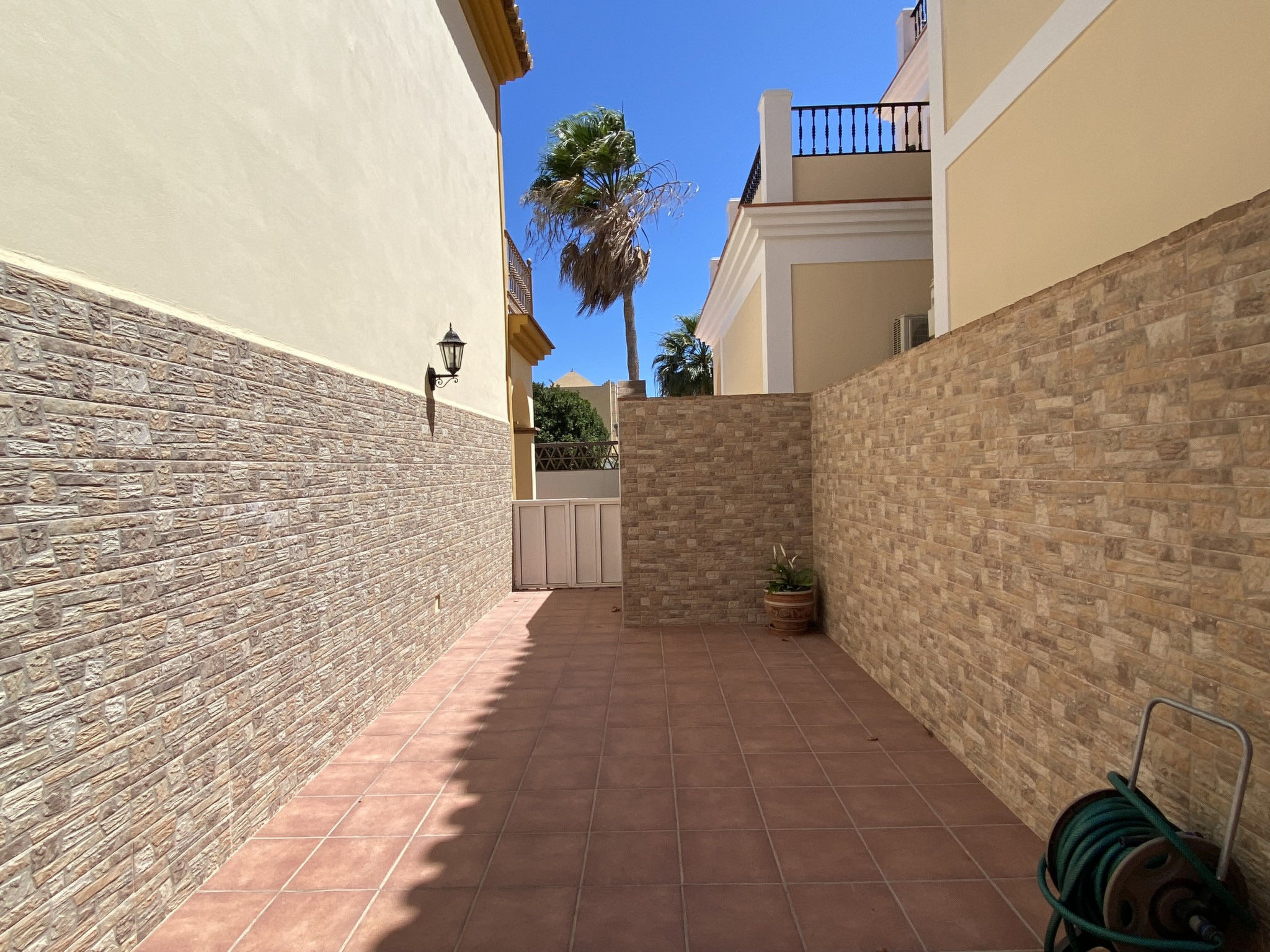 Villa Madrid Private Pool by Casasol - Outside
