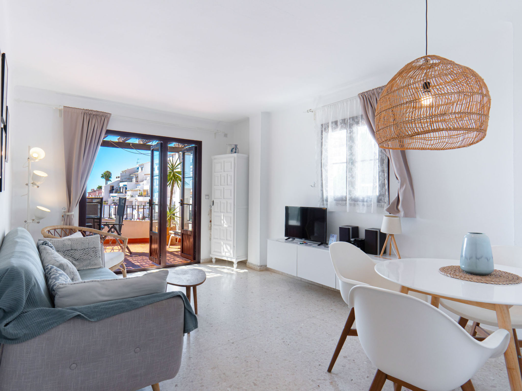 Appartement Capistrano Playa 715 by Casasol – Cuisine et coin repas, photo 3 sur 48