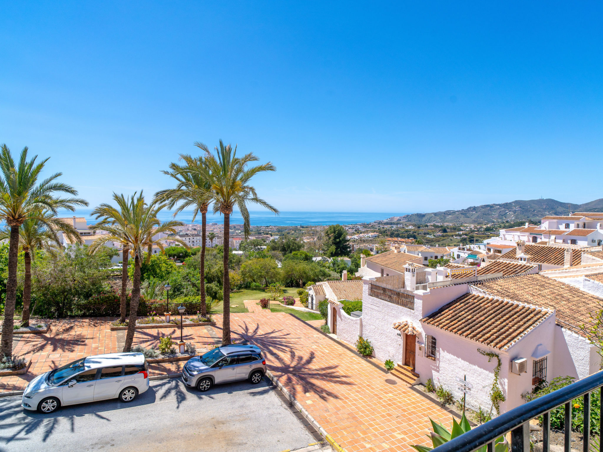 Photo of Hibiscos Seaview Terrace by Casasol