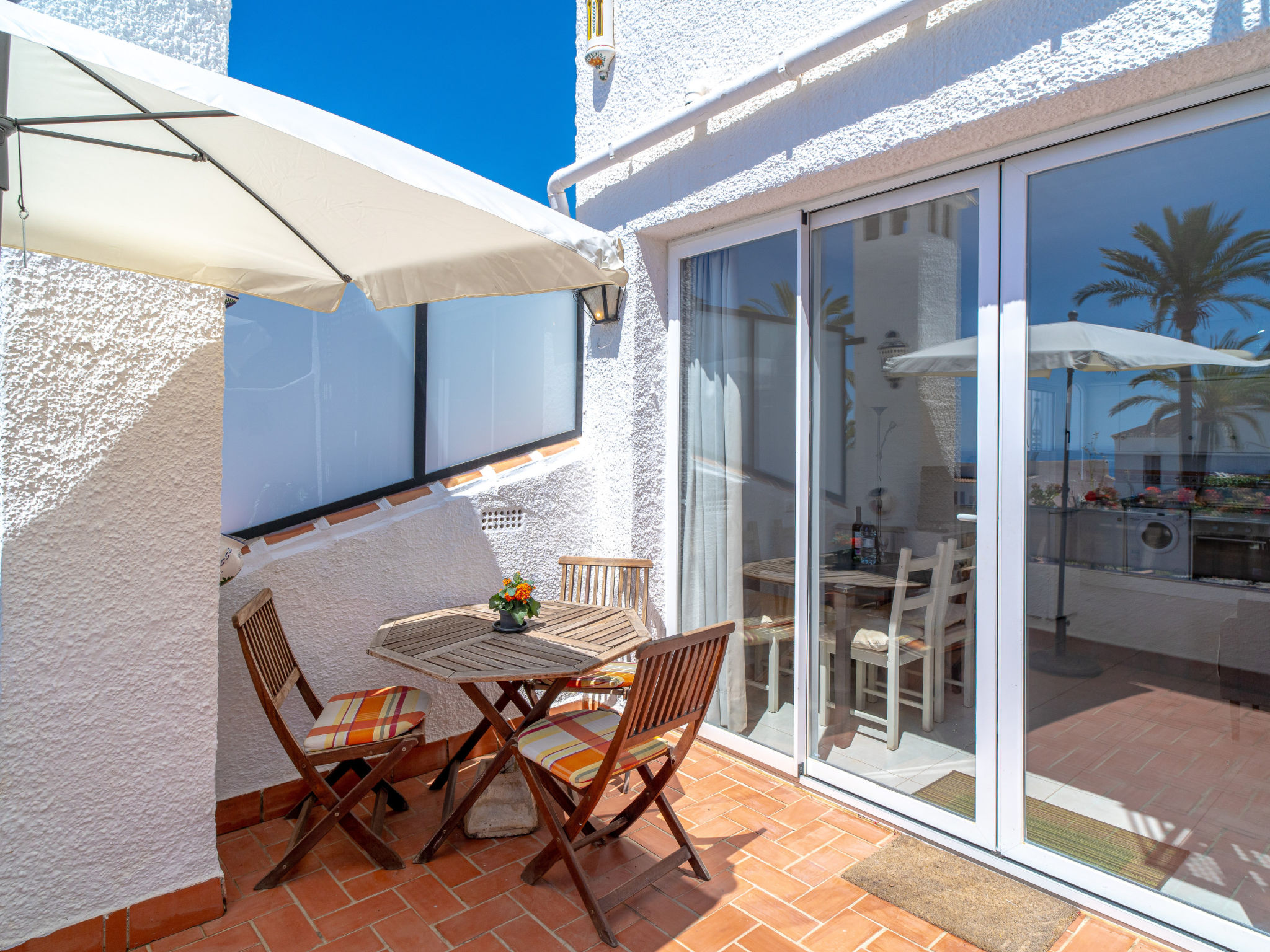 Photo of Hibiscos Seaview Terrace by Casasol