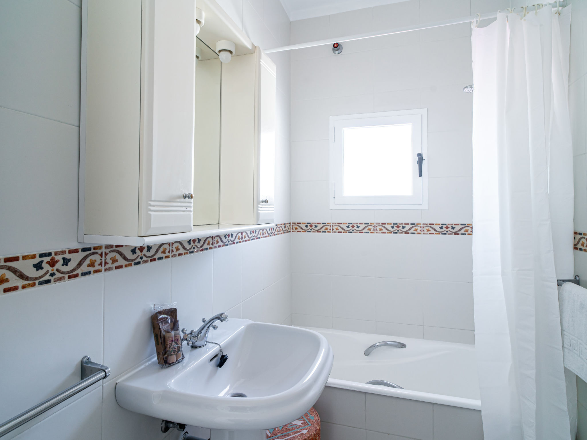 Photo of Hibiscos Seaview Terrace by Casasol