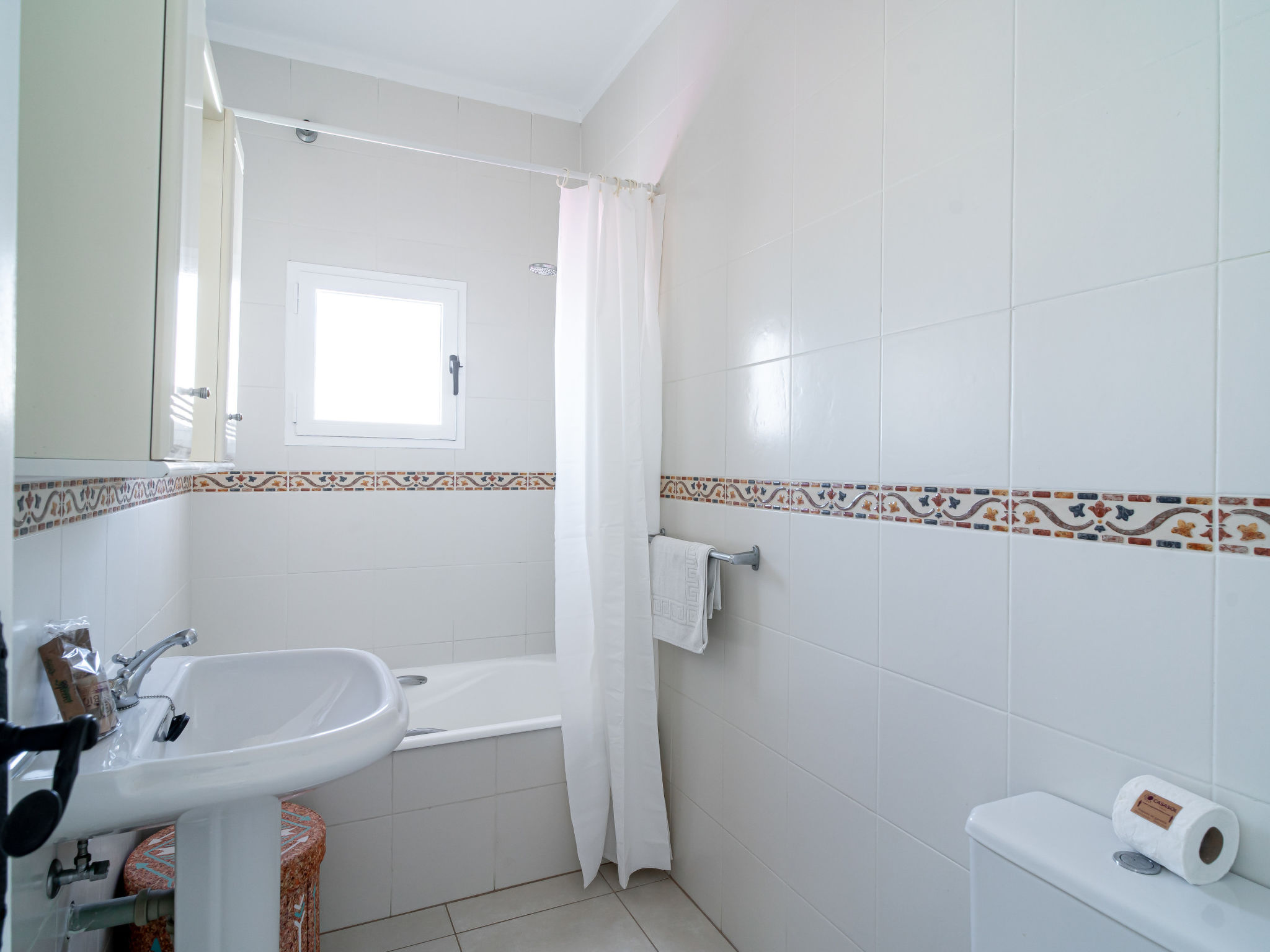 Photo of Hibiscos Seaview Terrace by Casasol