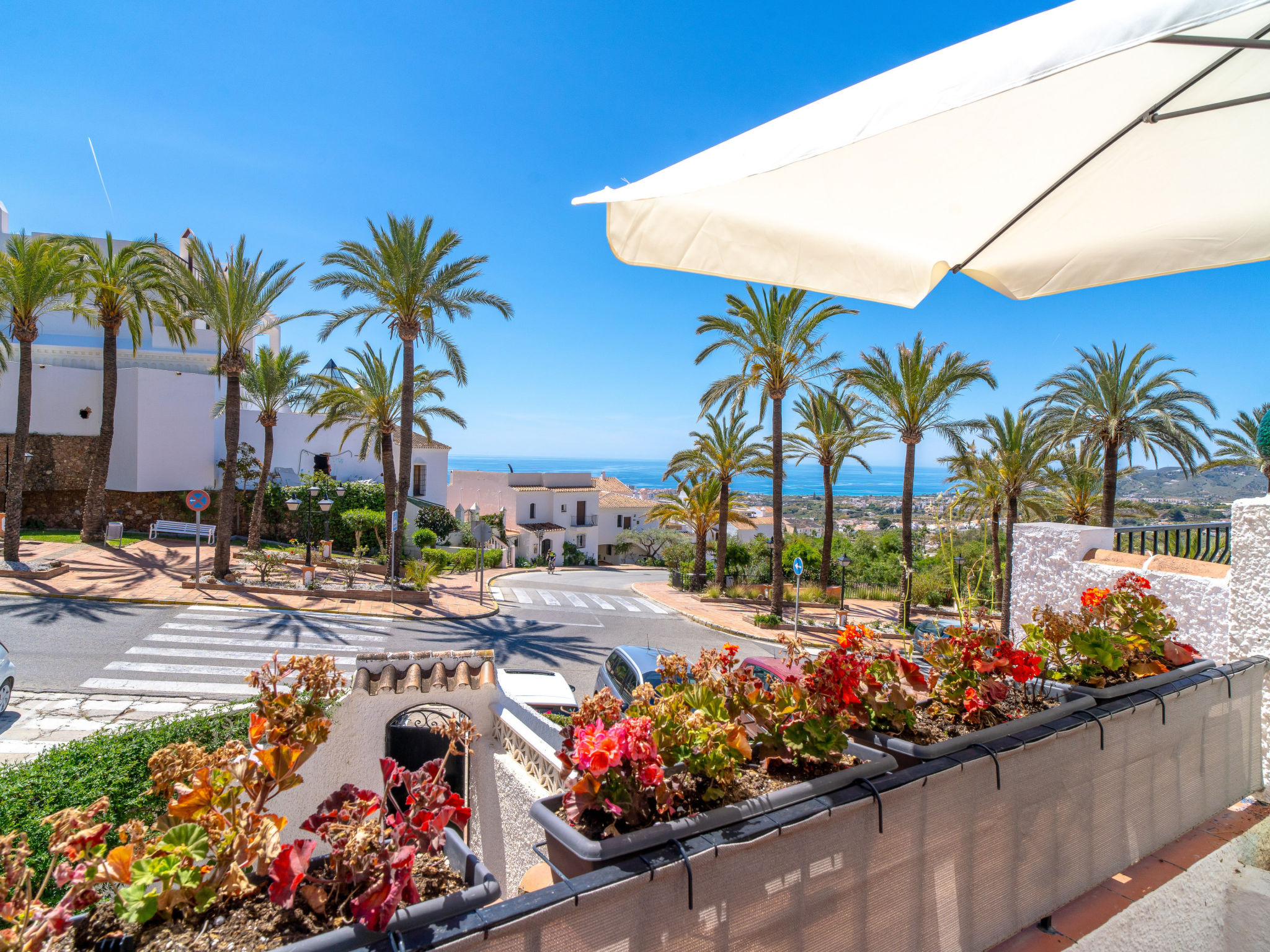 Photo of Hibiscos Seaview Terrace by Casasol