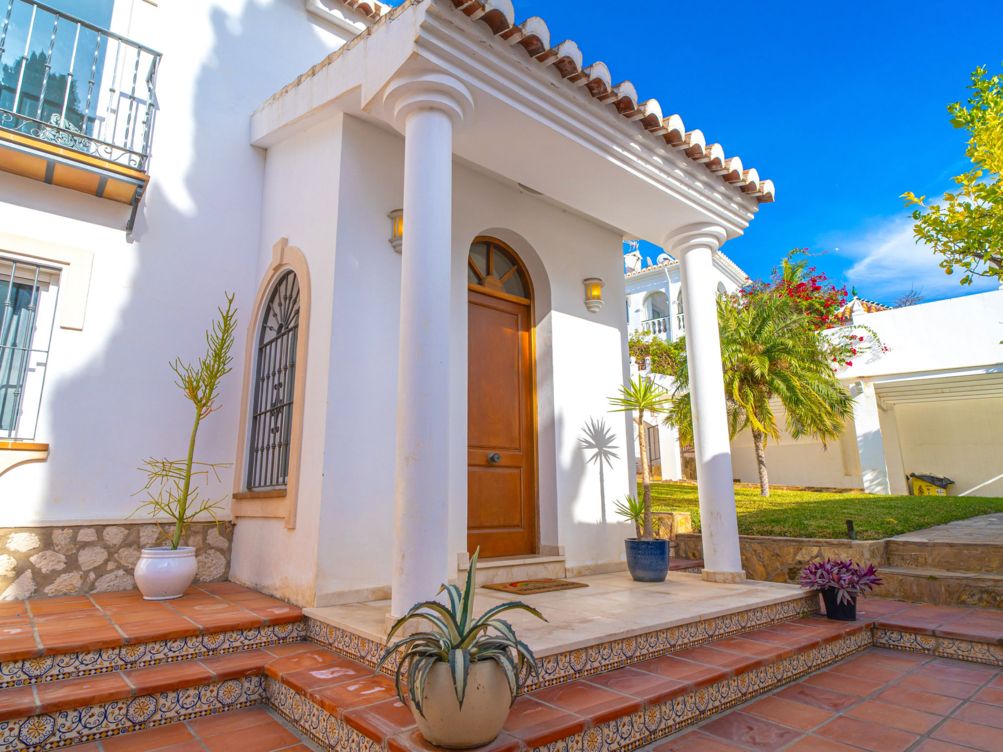 Photo of Villa Grande Luxe Private Pool by Casasol