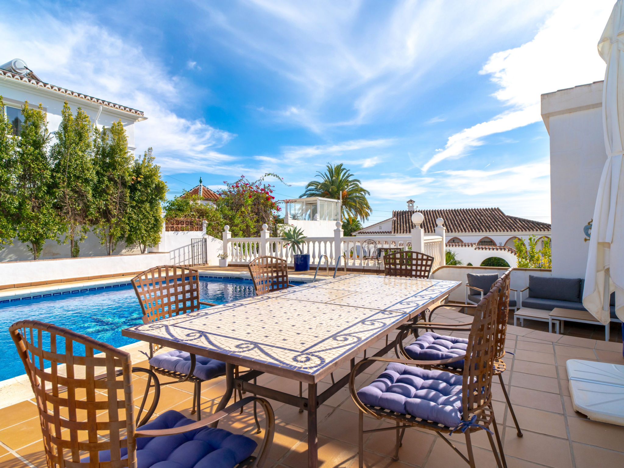 Villa Grande Luxe Private Pool by Casasol - Binnen