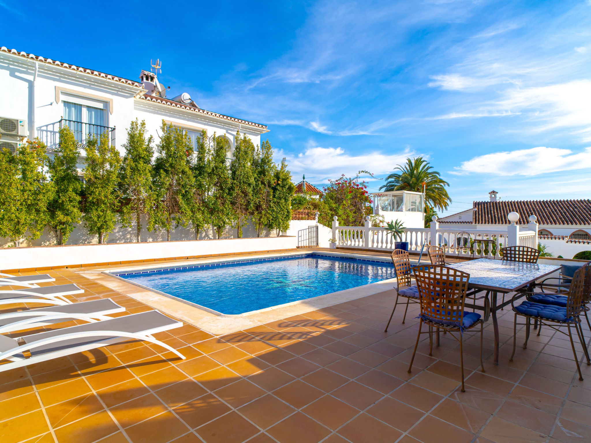 Villa Grande Luxe Private Pool by Casasol - Binnen