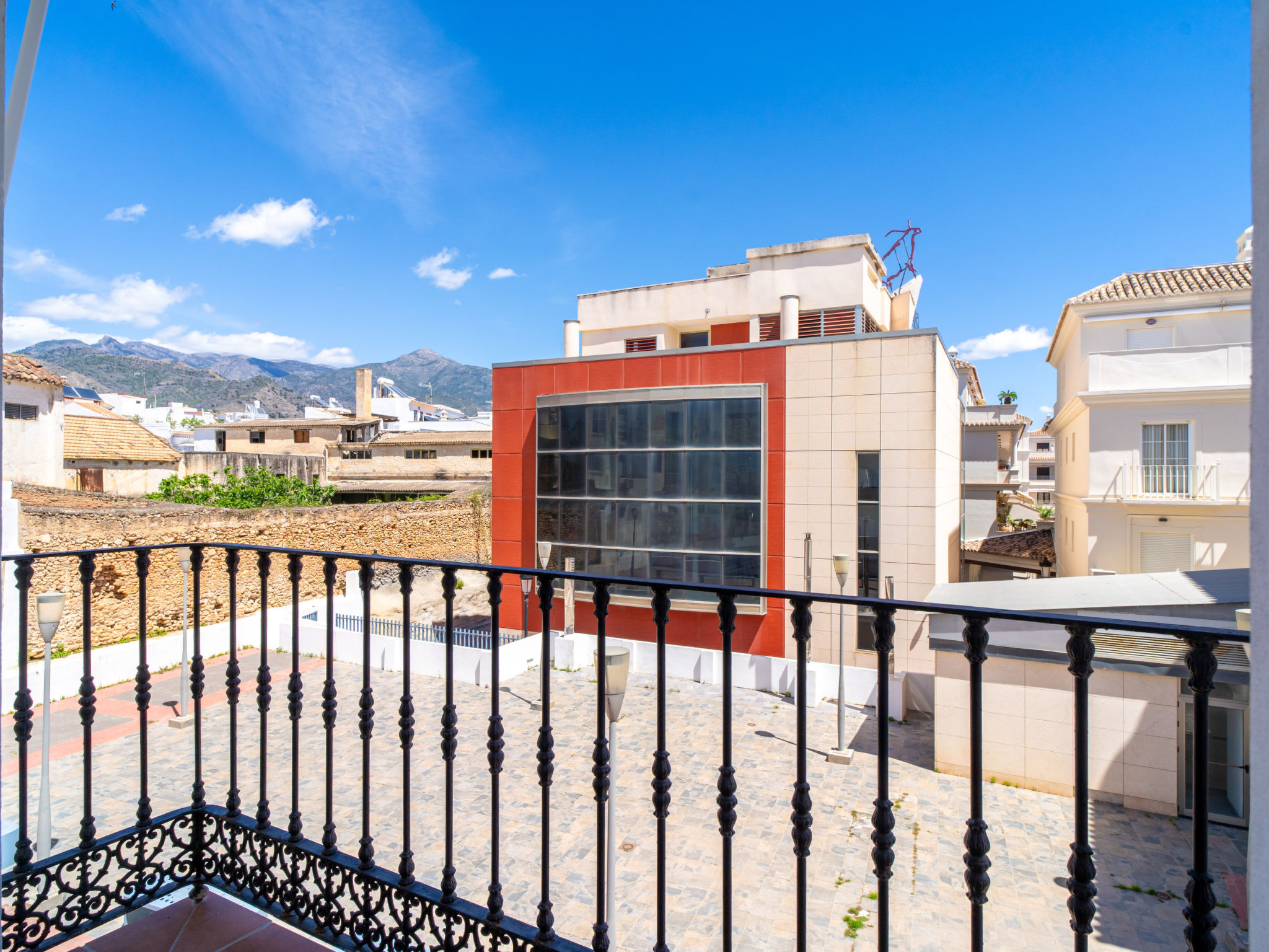 Photo of Granada 46 Centro by Casasol