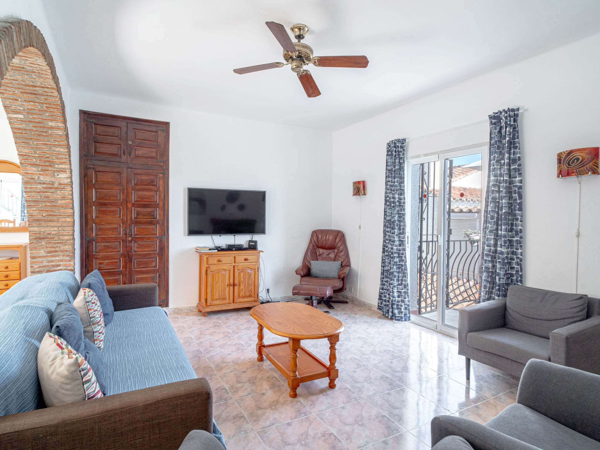 Casa Eden Burriana by Casasol - Image 2