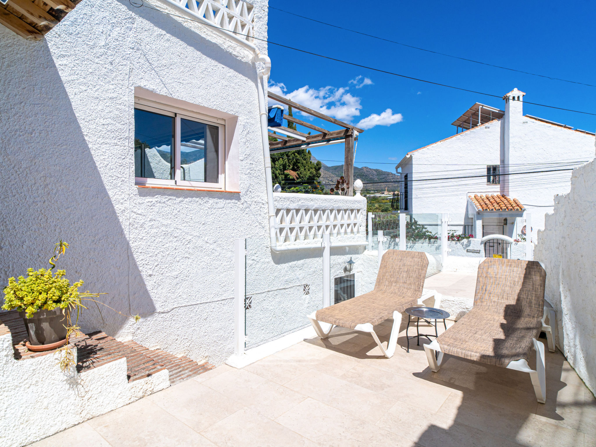 Photo of Sunny Vista Chimenea by Casasol