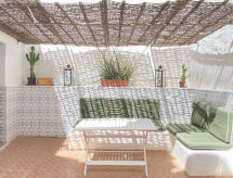 Casa San Juan 13 Centro – Sfeervol verblijf in het hart van Nerja - thumbnail 2