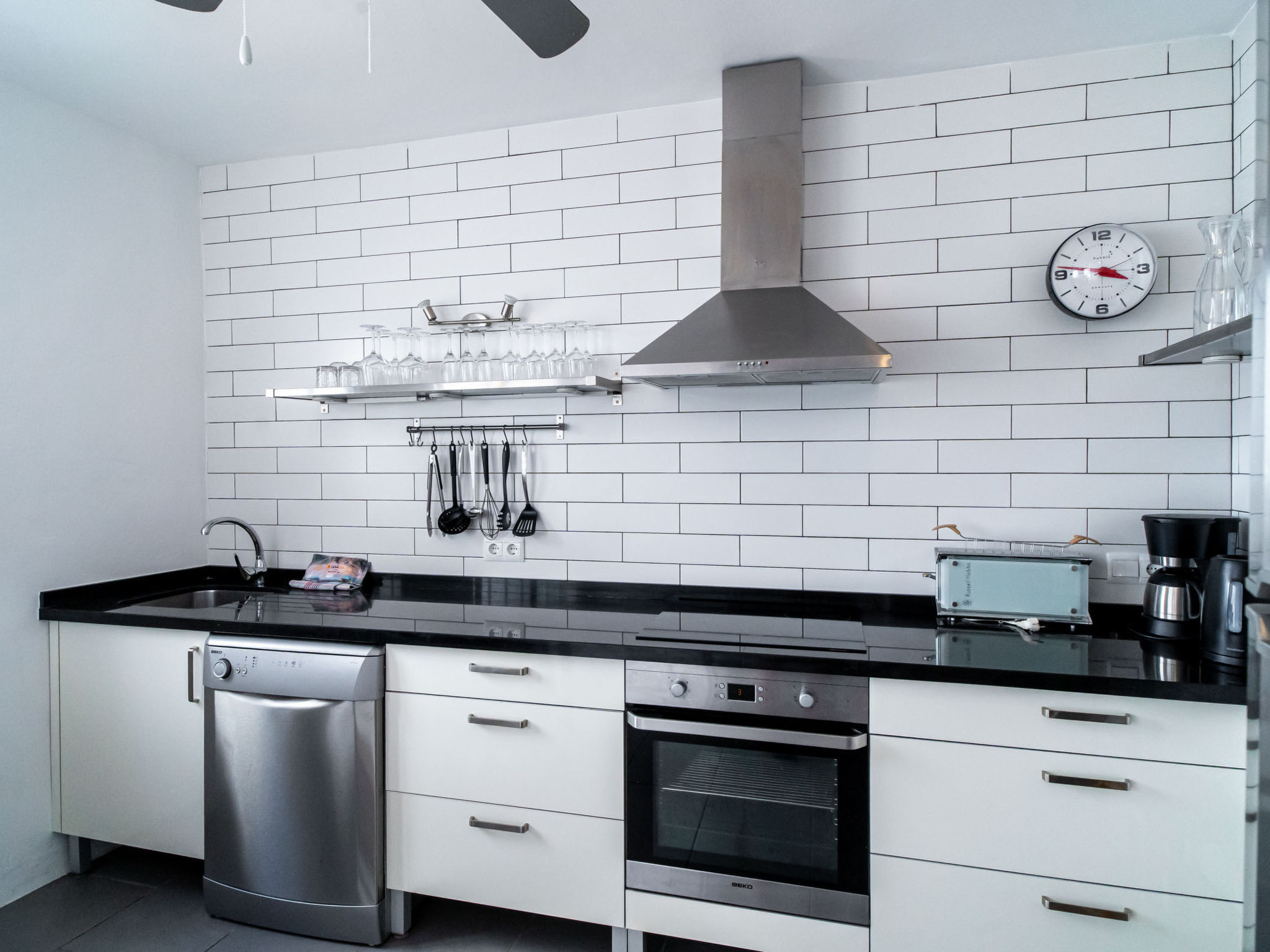 Casa San Juan 13 Centro by Casasol - Binnen